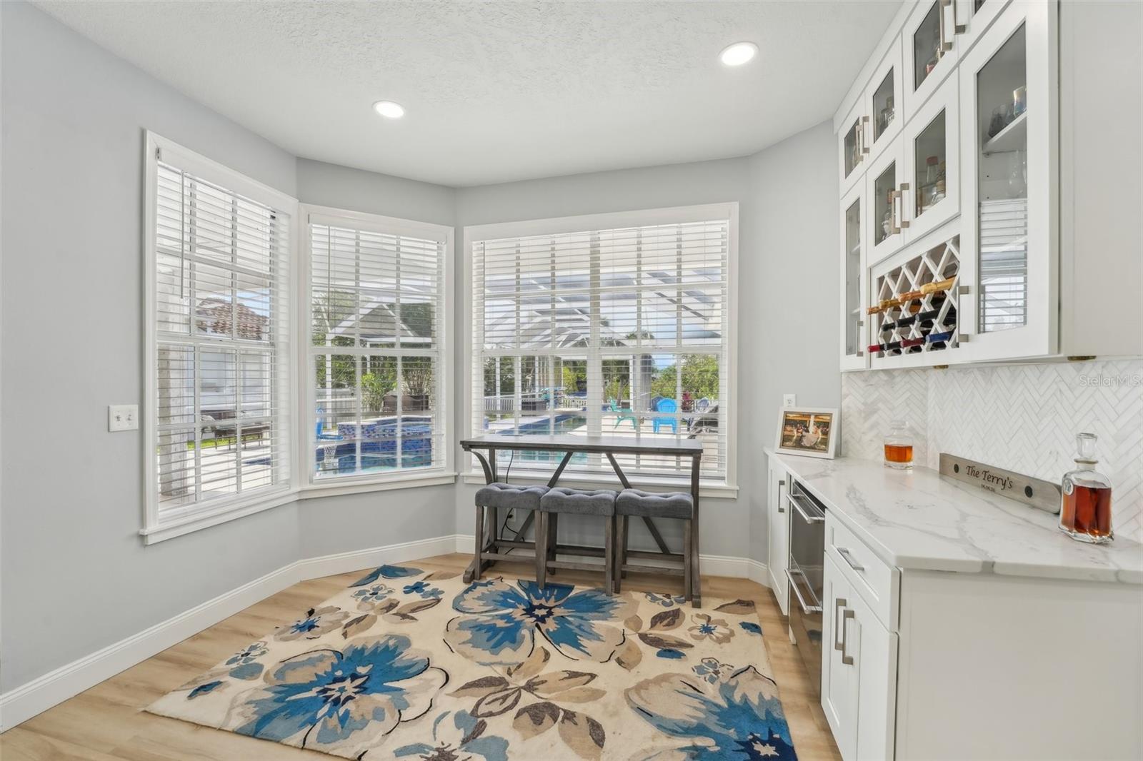 750 SAND PINE DR NE, ST PETERSBURG, FL, 33703