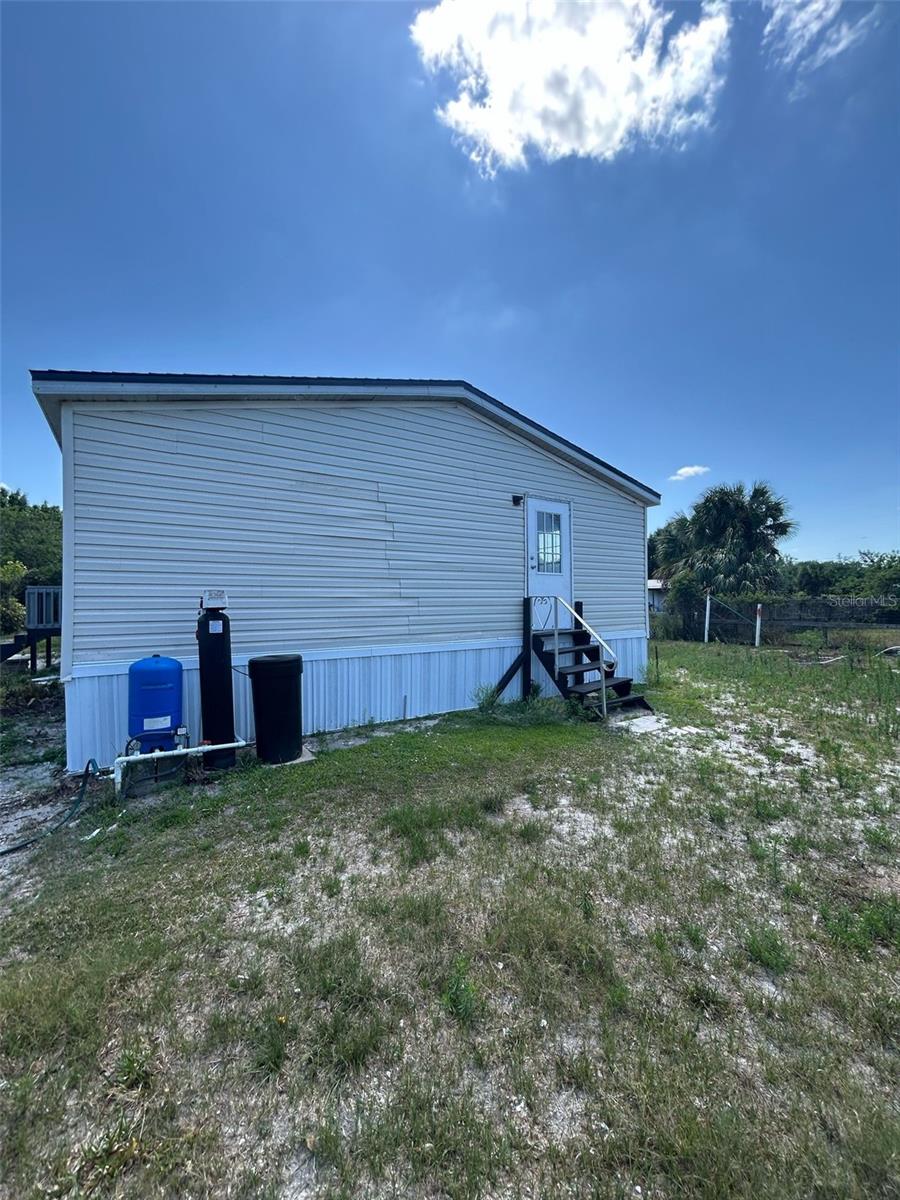 1369 HORSESHOE LOOP, MOORE HAVEN, FL, 33471