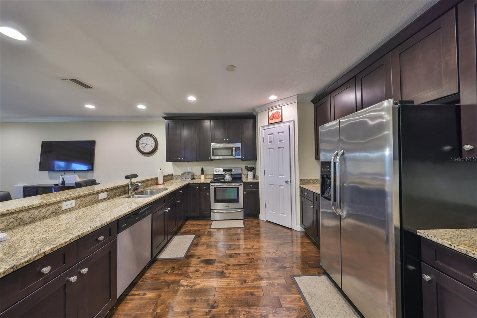 6822 KISSIMMEE ST #8-B, TAMPA, FL, 33616