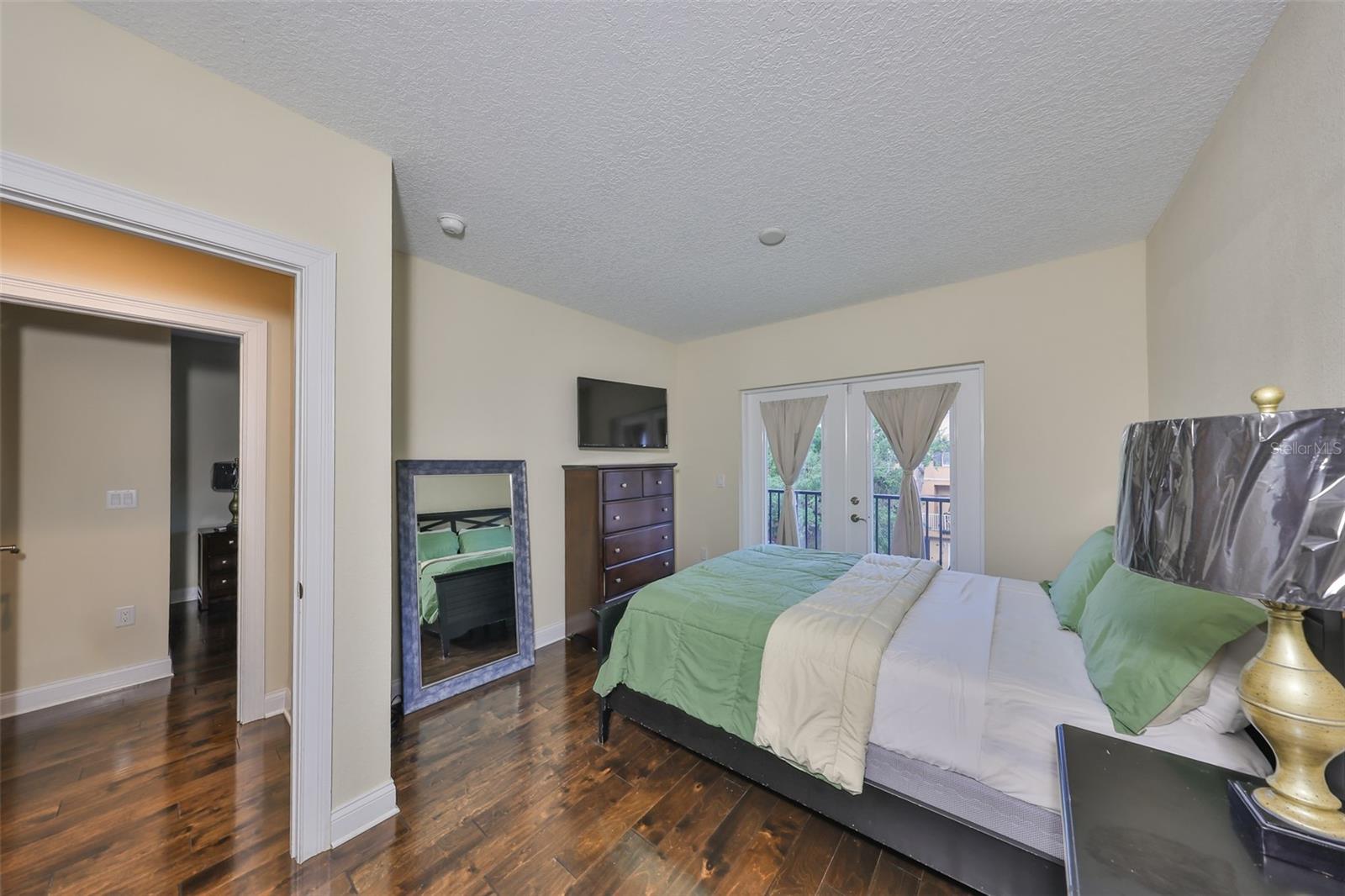 6822 KISSIMMEE ST #8-B, TAMPA, FL, 33616