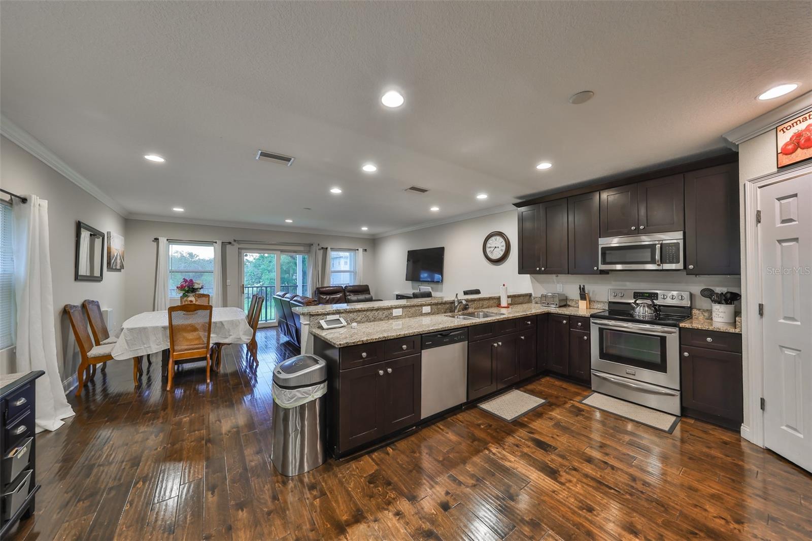 6822 KISSIMMEE ST #8-B, TAMPA, FL, 33616