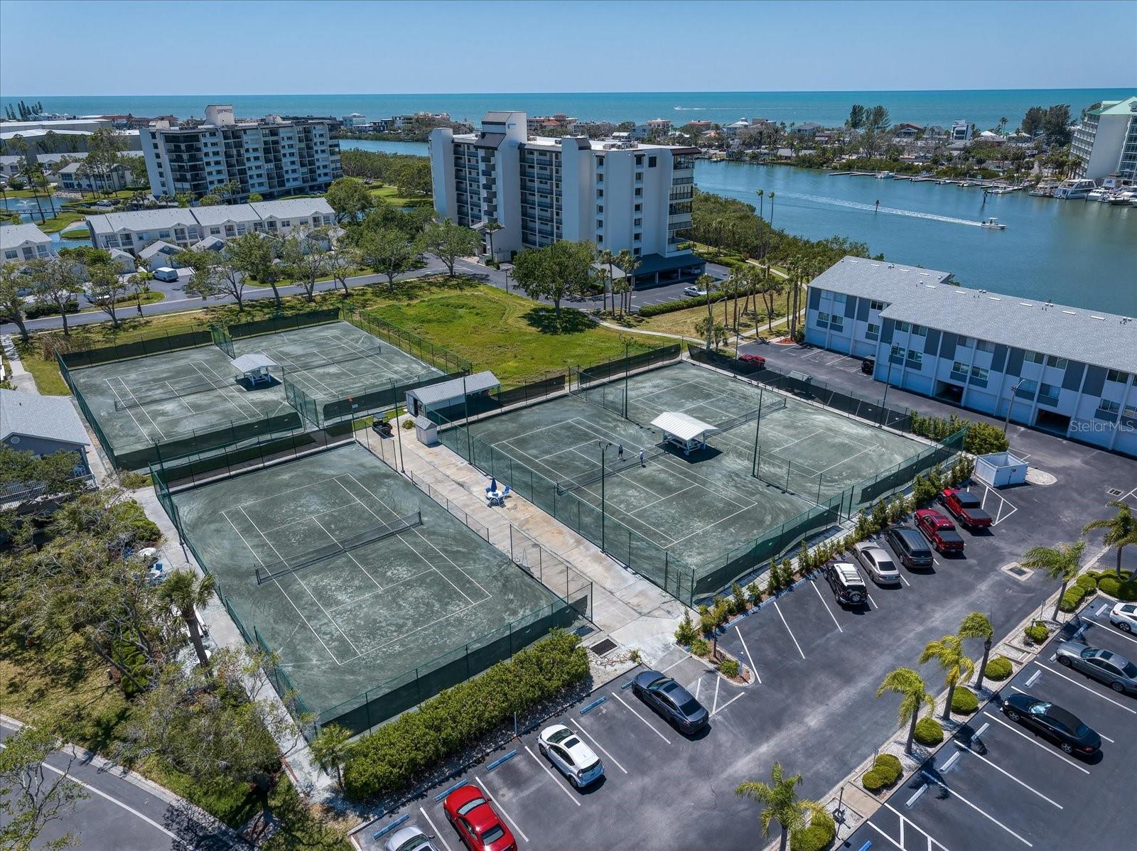 11730 SHIPWATCH DR #203, LARGO, FL, 33774