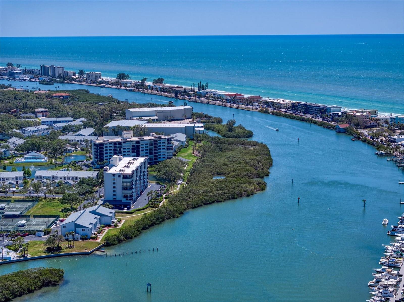 11730 SHIPWATCH DR #203, LARGO, FL, 33774