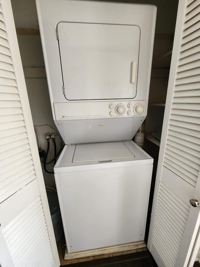 4580 OVERLOOK DR NE #296, ST PETERSBURG, FL, 33703