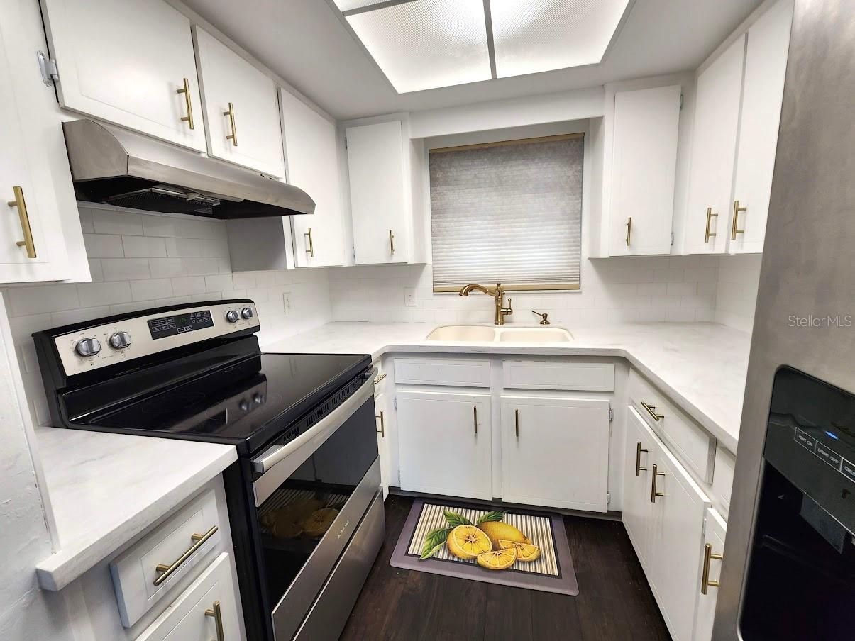 4580 OVERLOOK DR NE #296, ST PETERSBURG, FL, 33703