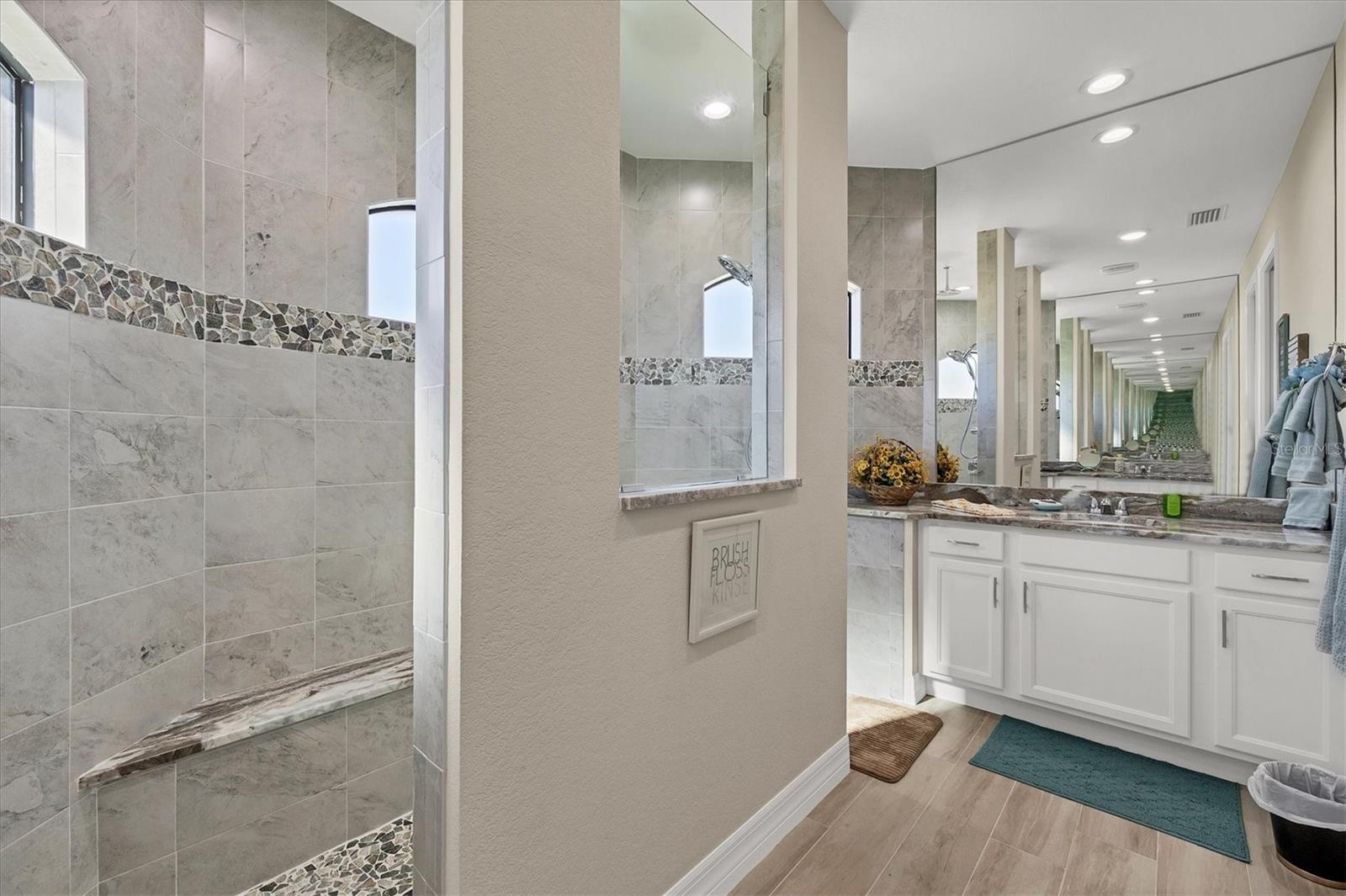 27 TEE VIEW RD, ROTONDA WEST, FL, 33947