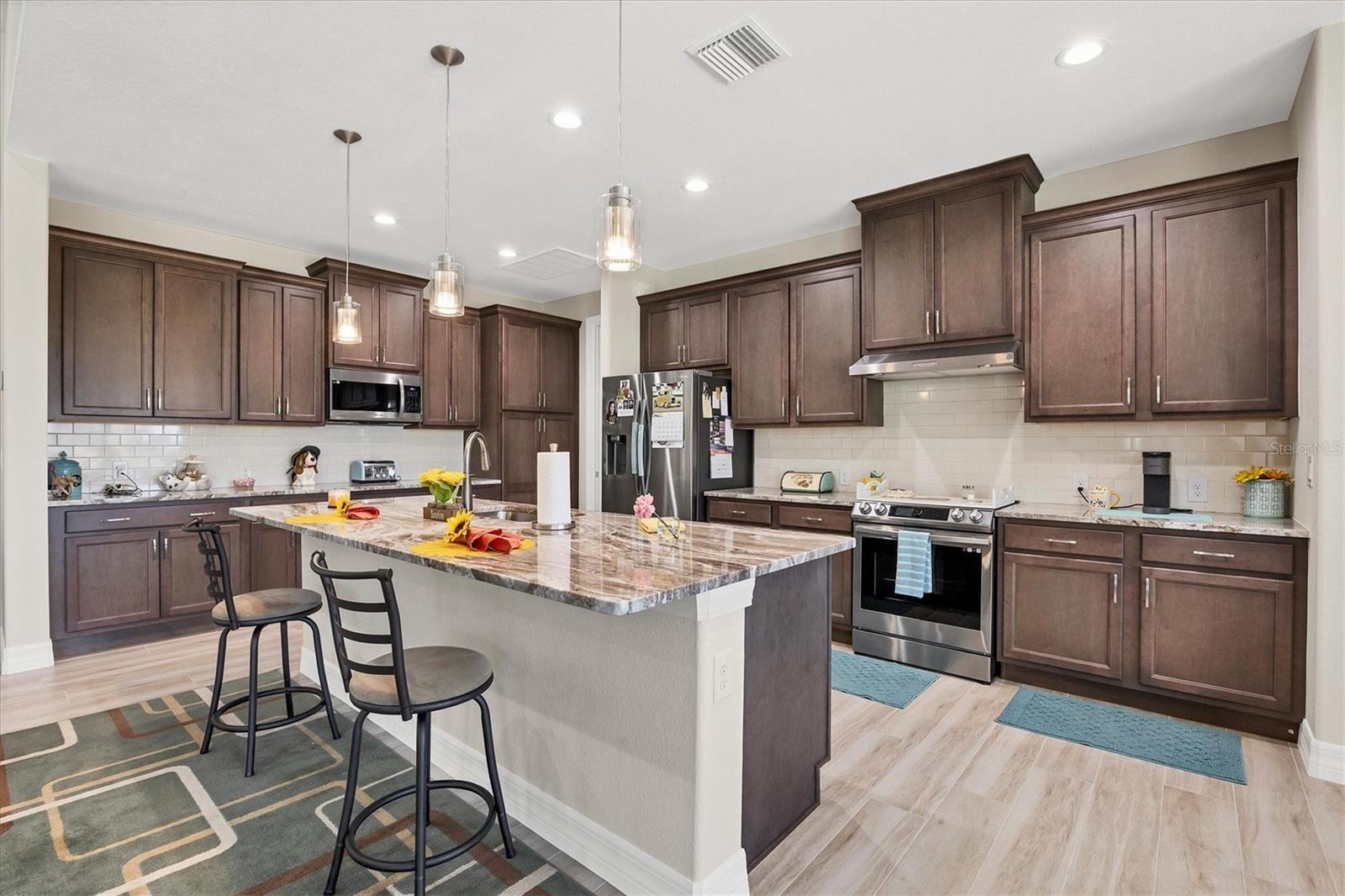 27 TEE VIEW RD, ROTONDA WEST, FL, 33947