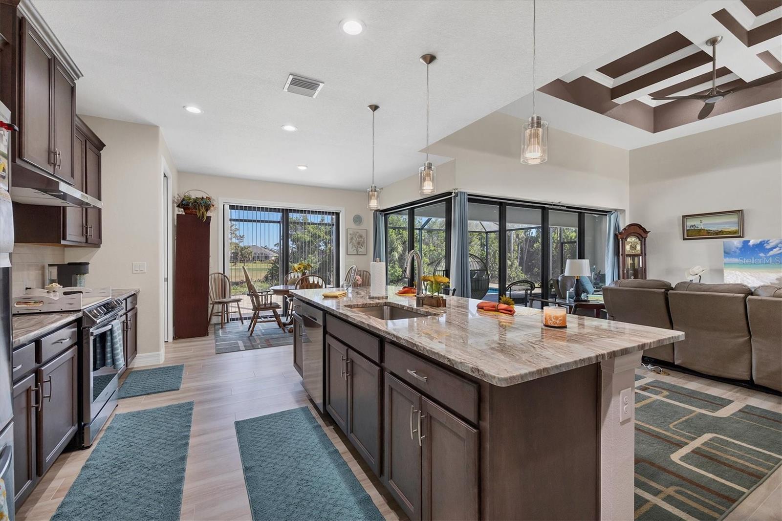 27 TEE VIEW RD, ROTONDA WEST, FL, 33947