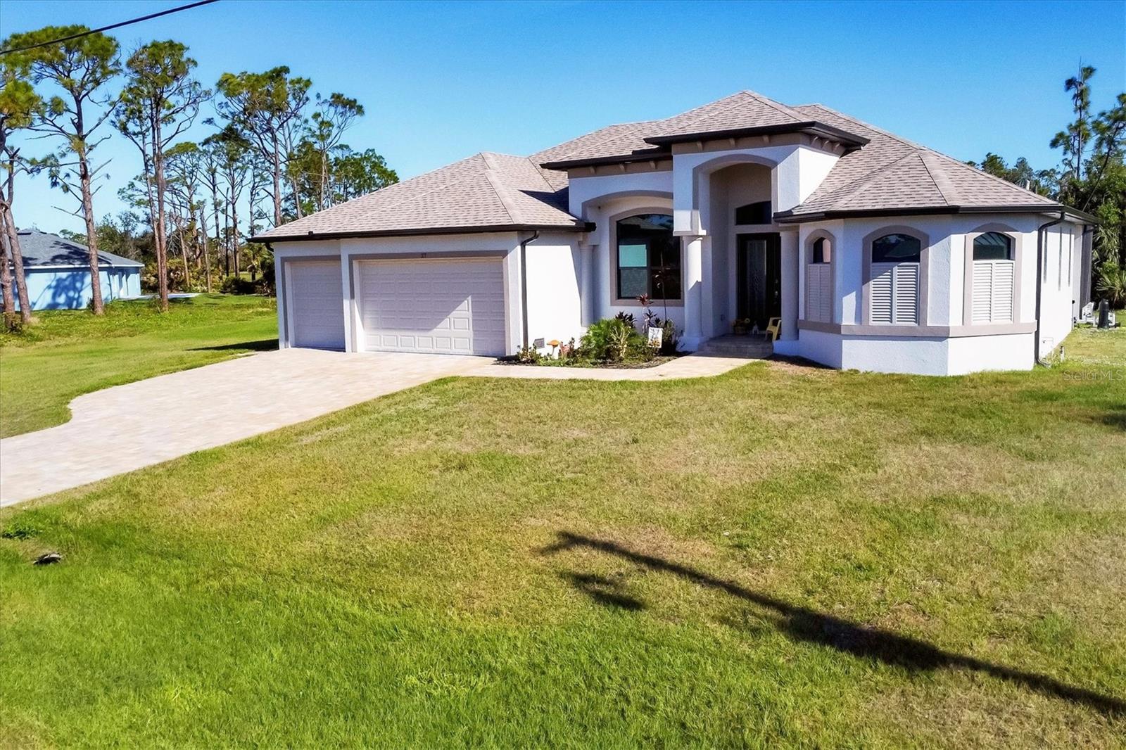 27 TEE VIEW RD, ROTONDA WEST, FL, 33947
