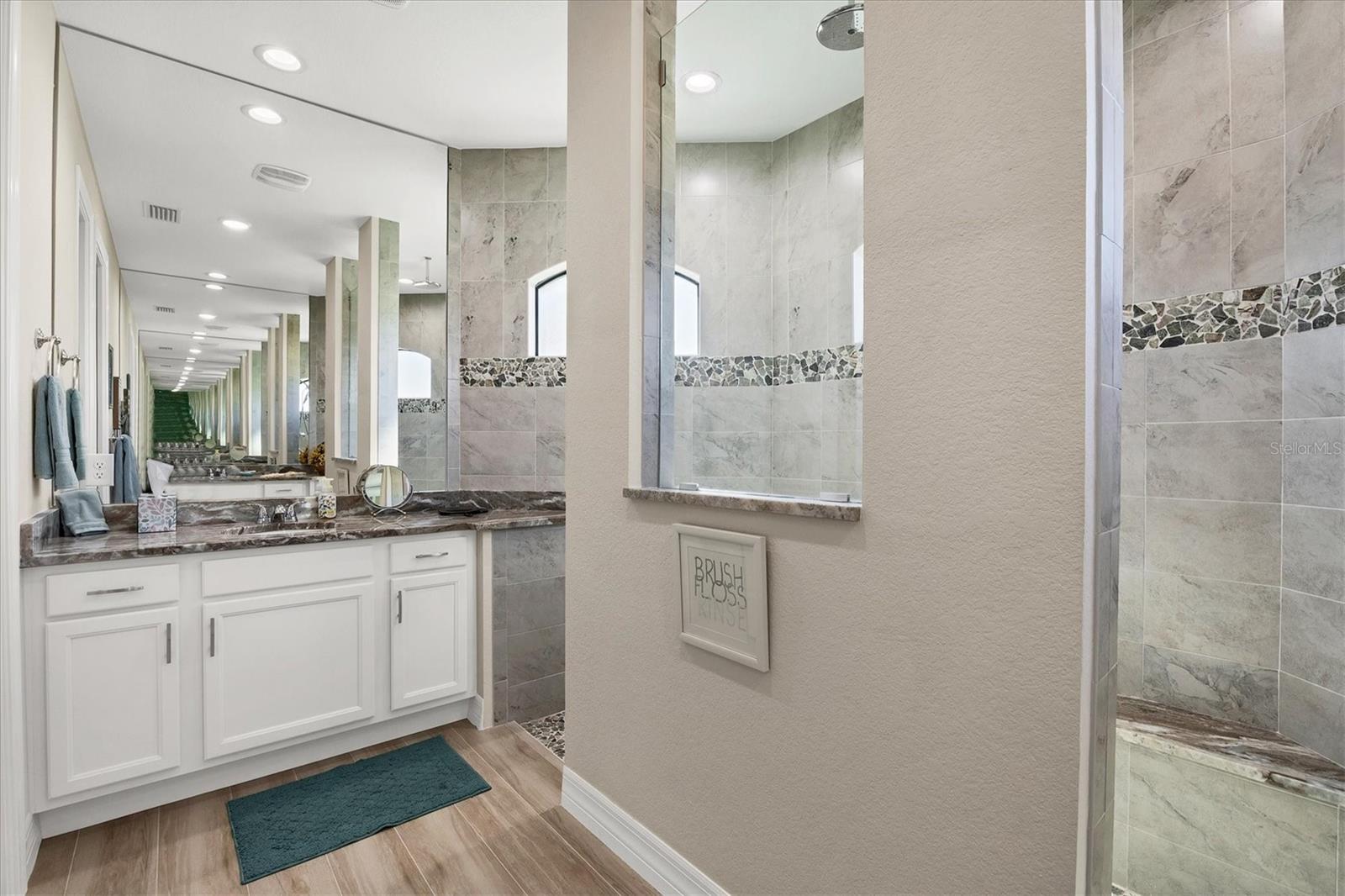 27 TEE VIEW RD, ROTONDA WEST, FL, 33947