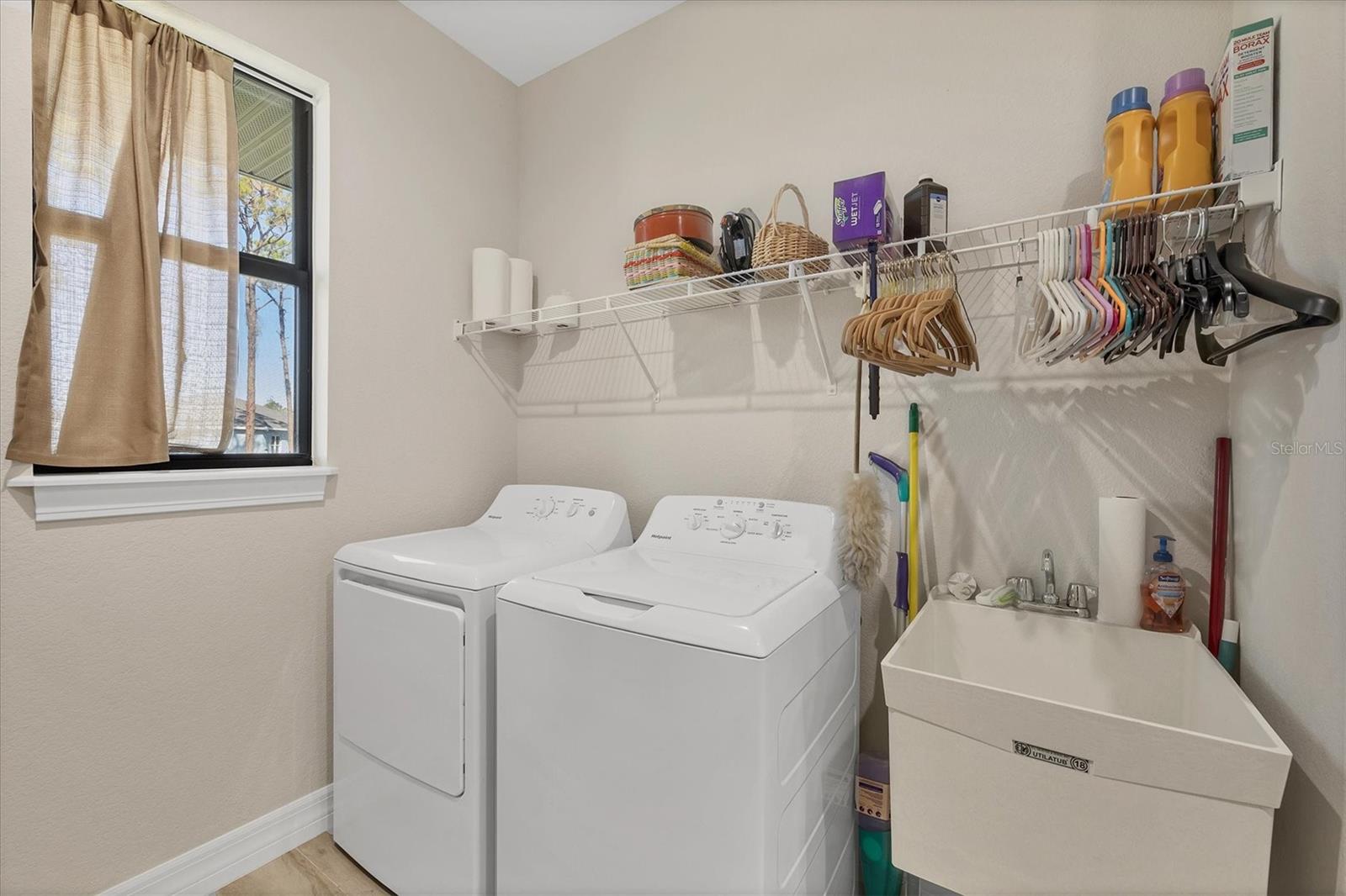 27 TEE VIEW RD, ROTONDA WEST, FL, 33947