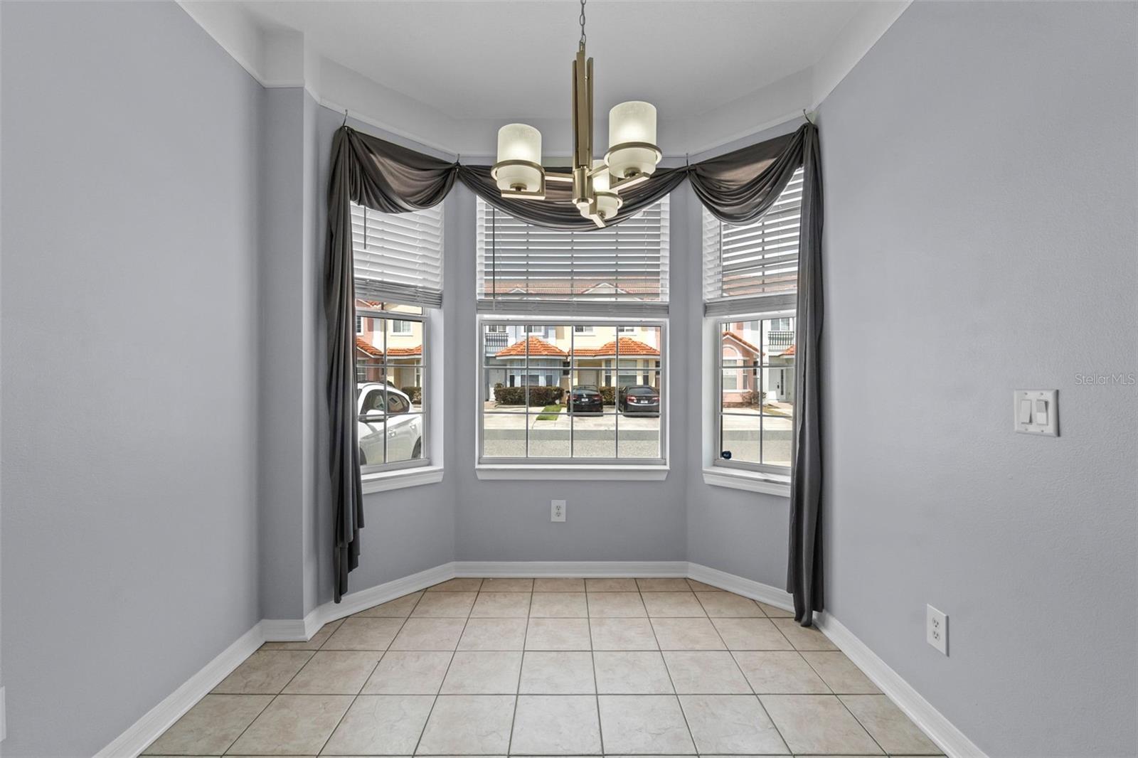 1236 S BEACH CIR, KISSIMMEE, FL, 34746