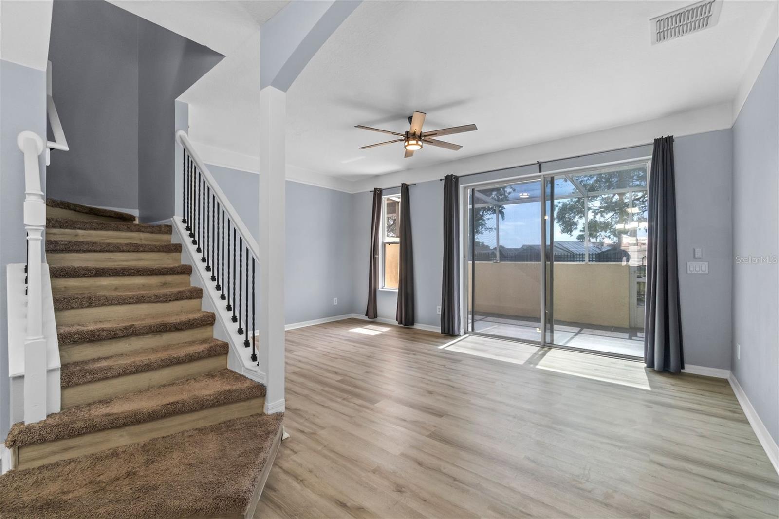 1236 S BEACH CIR, KISSIMMEE, FL, 34746