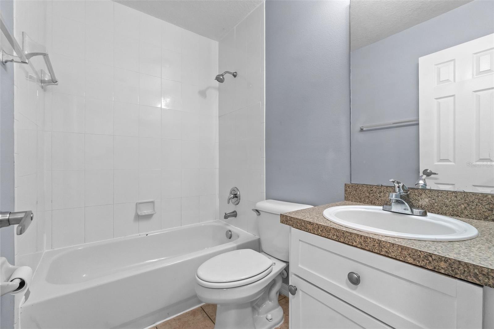 1236 S BEACH CIR, KISSIMMEE, FL, 34746