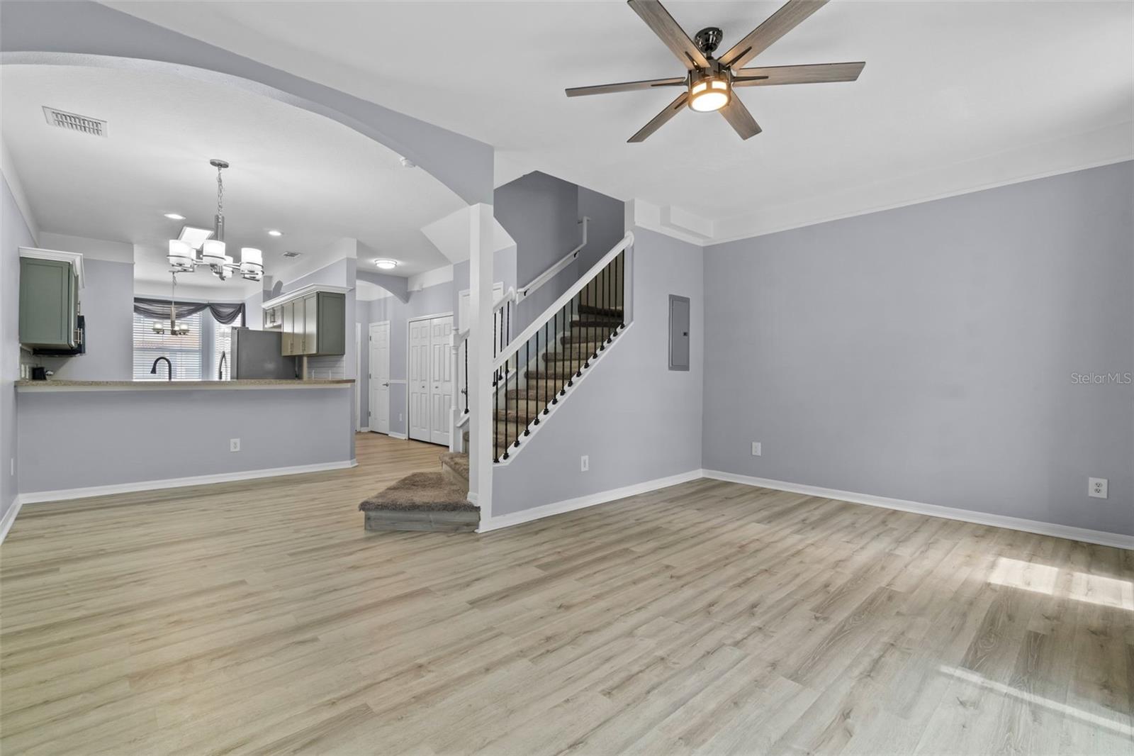 1236 S BEACH CIR, KISSIMMEE, FL, 34746