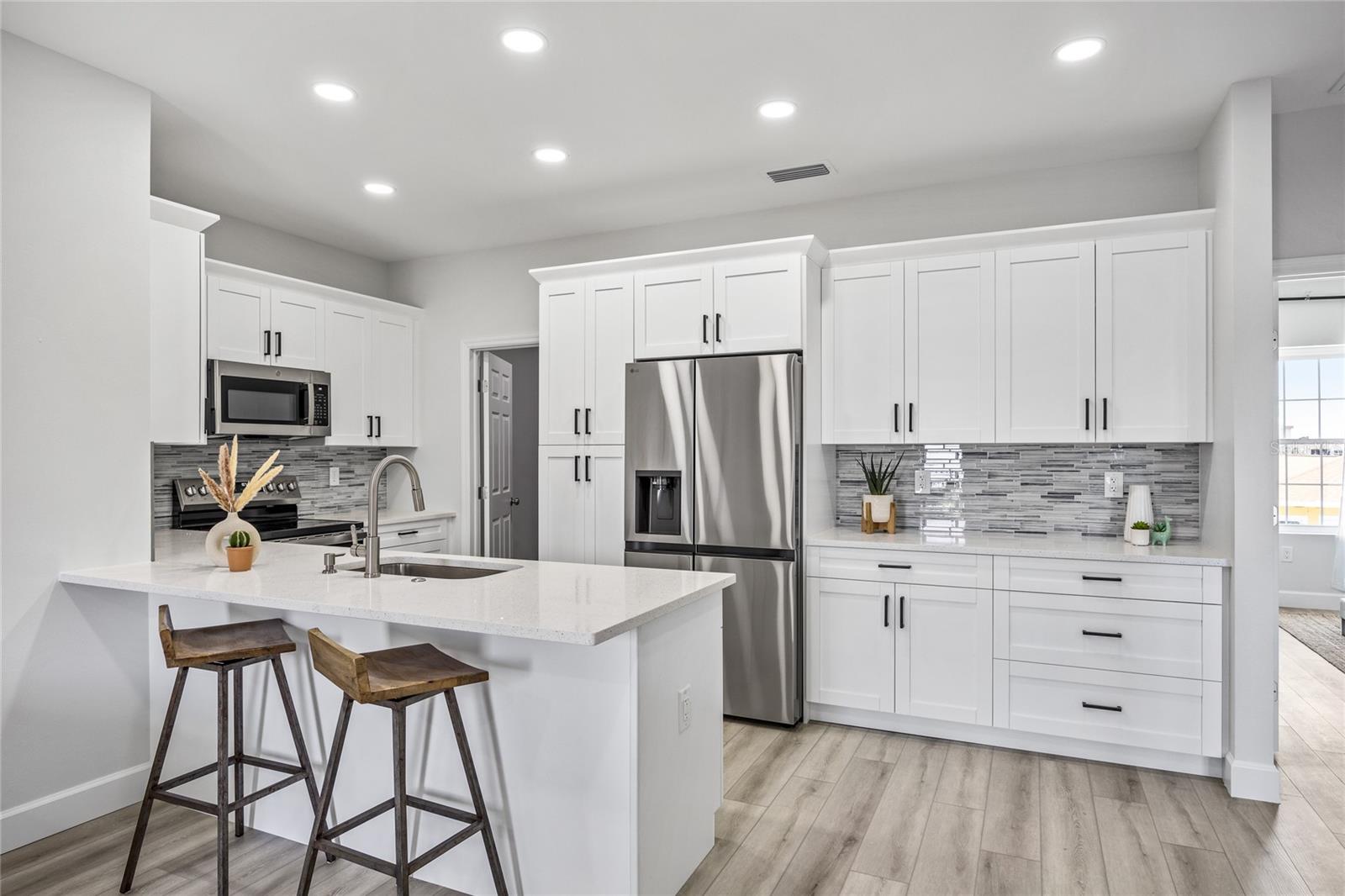 13117 4TH ST E, MADEIRA BEACH, FL, 33708