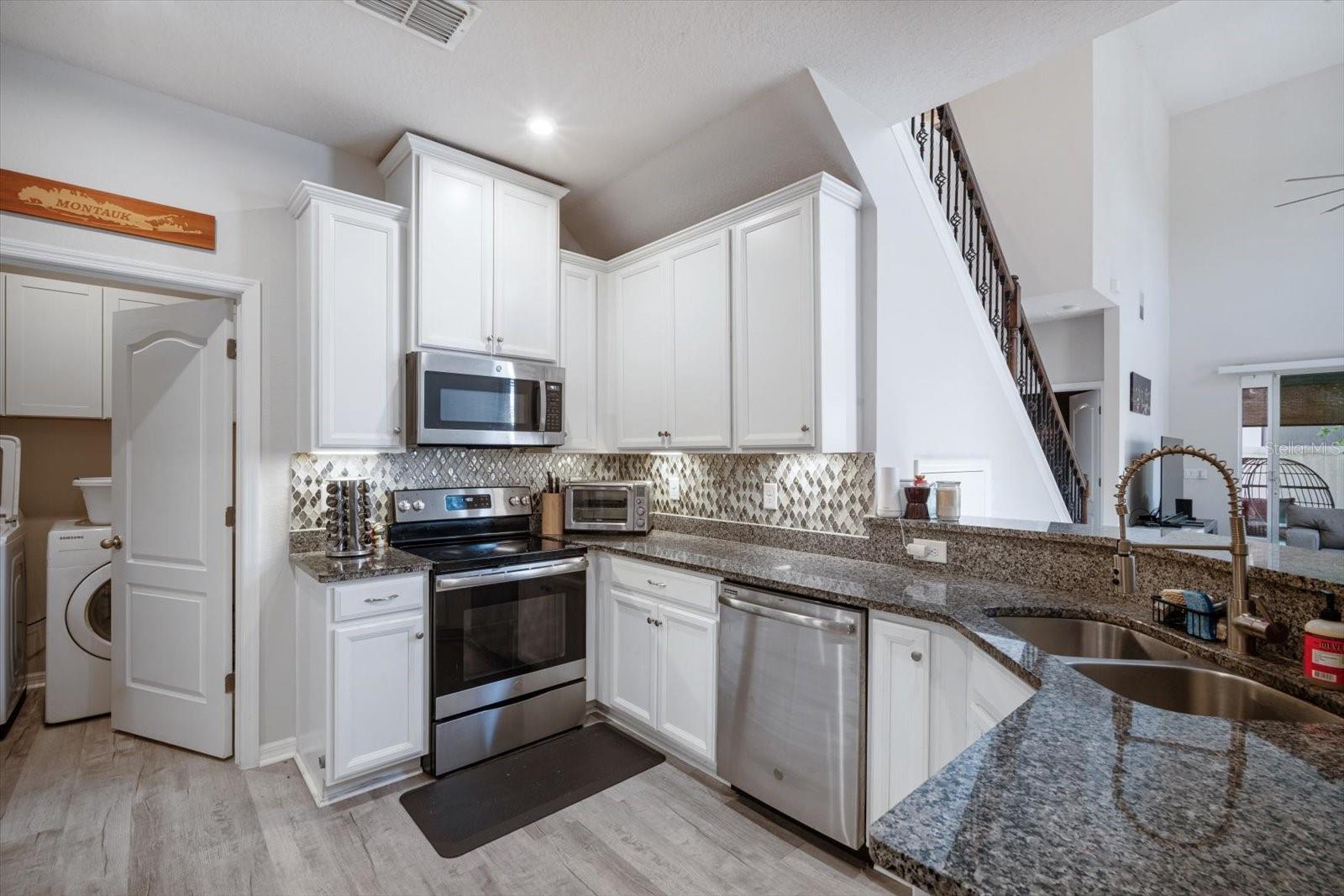 10742 VERAWOOD DR, RIVERVIEW, FL, 33579