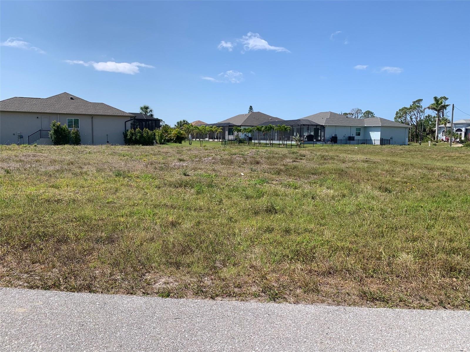 28 TEE VIEW RD, ROTONDA WEST, FL, 33947
