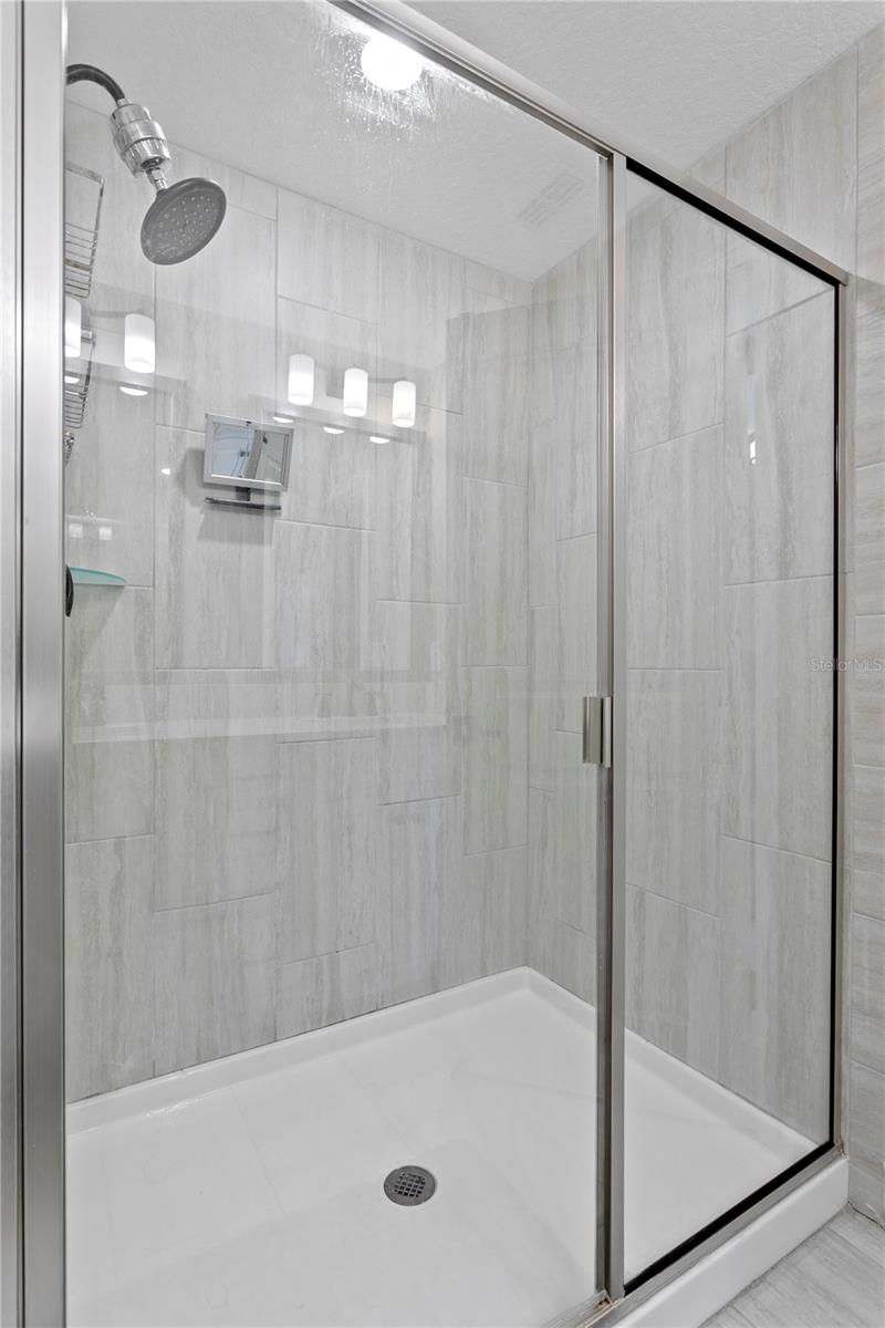 4921 W PAUL AVE #6, TAMPA, FL, 33611