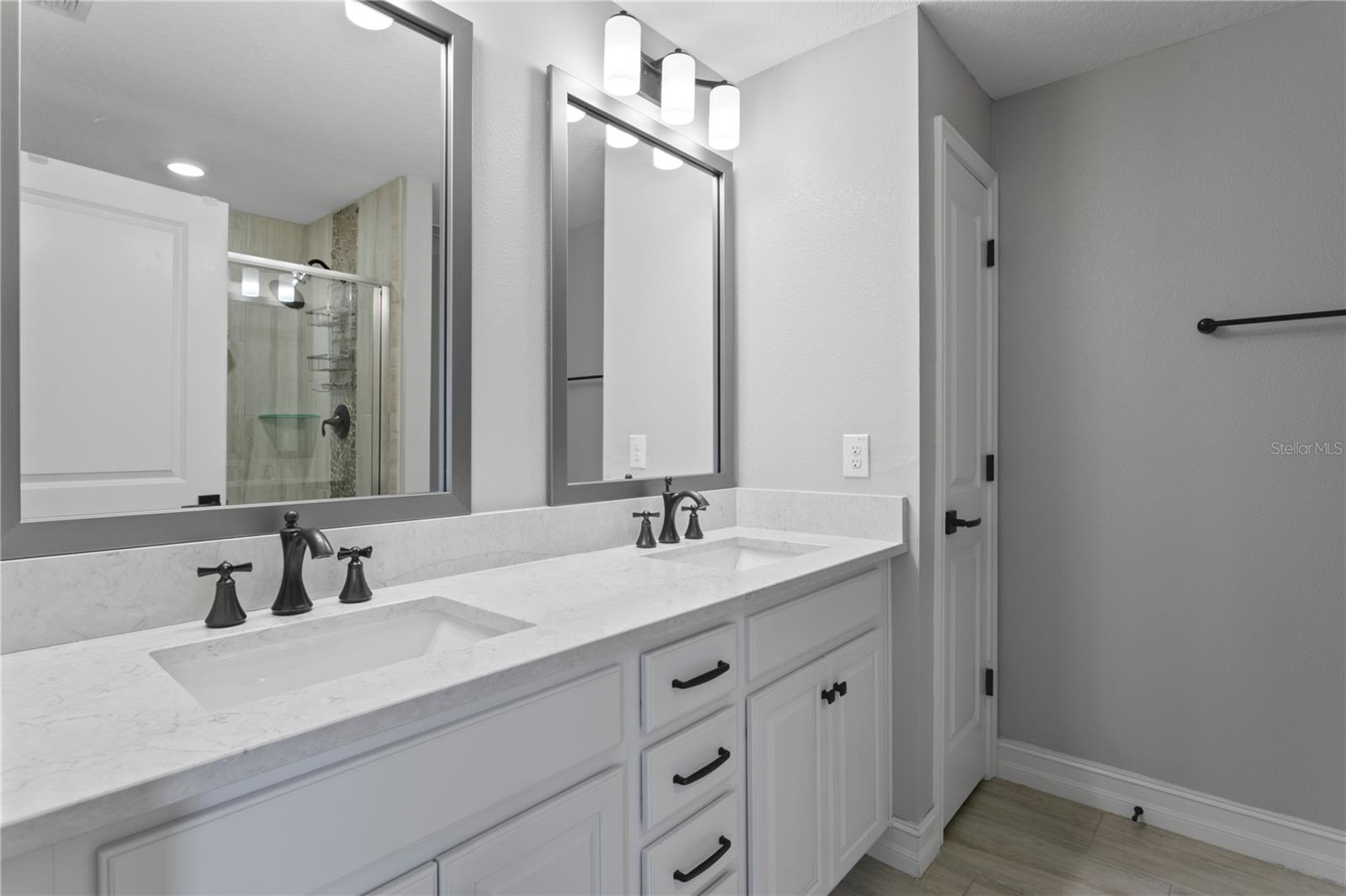 4921 W PAUL AVE #6, TAMPA, FL, 33611