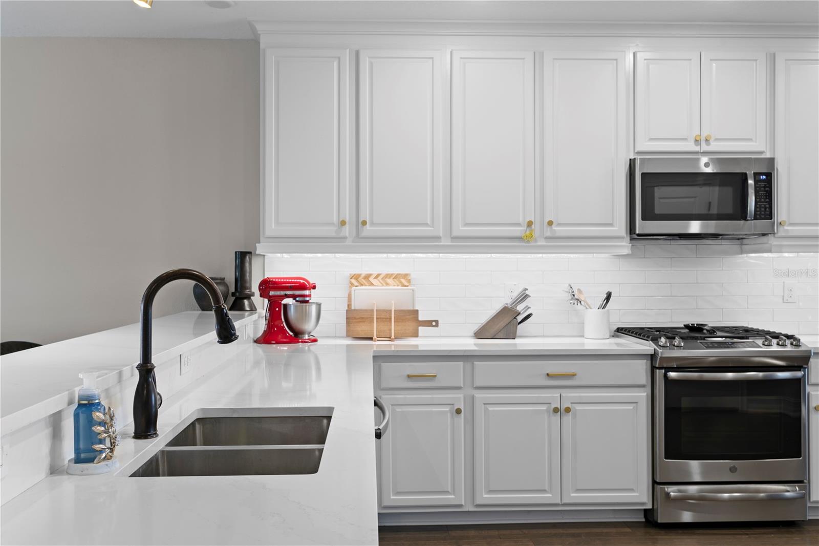 4921 W PAUL AVE #6, TAMPA, FL, 33611