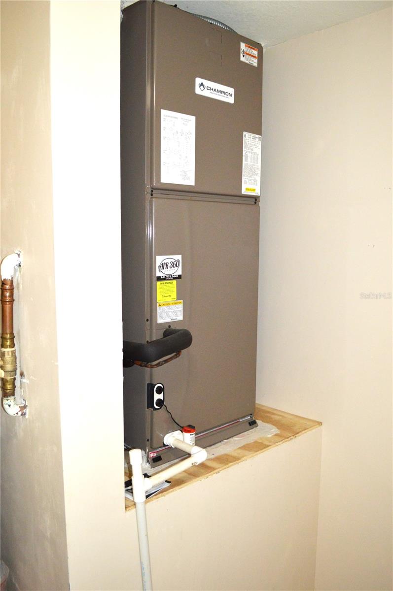 5123 MELBOURNE ST #D104, PUNTA GORDA, FL, 33980