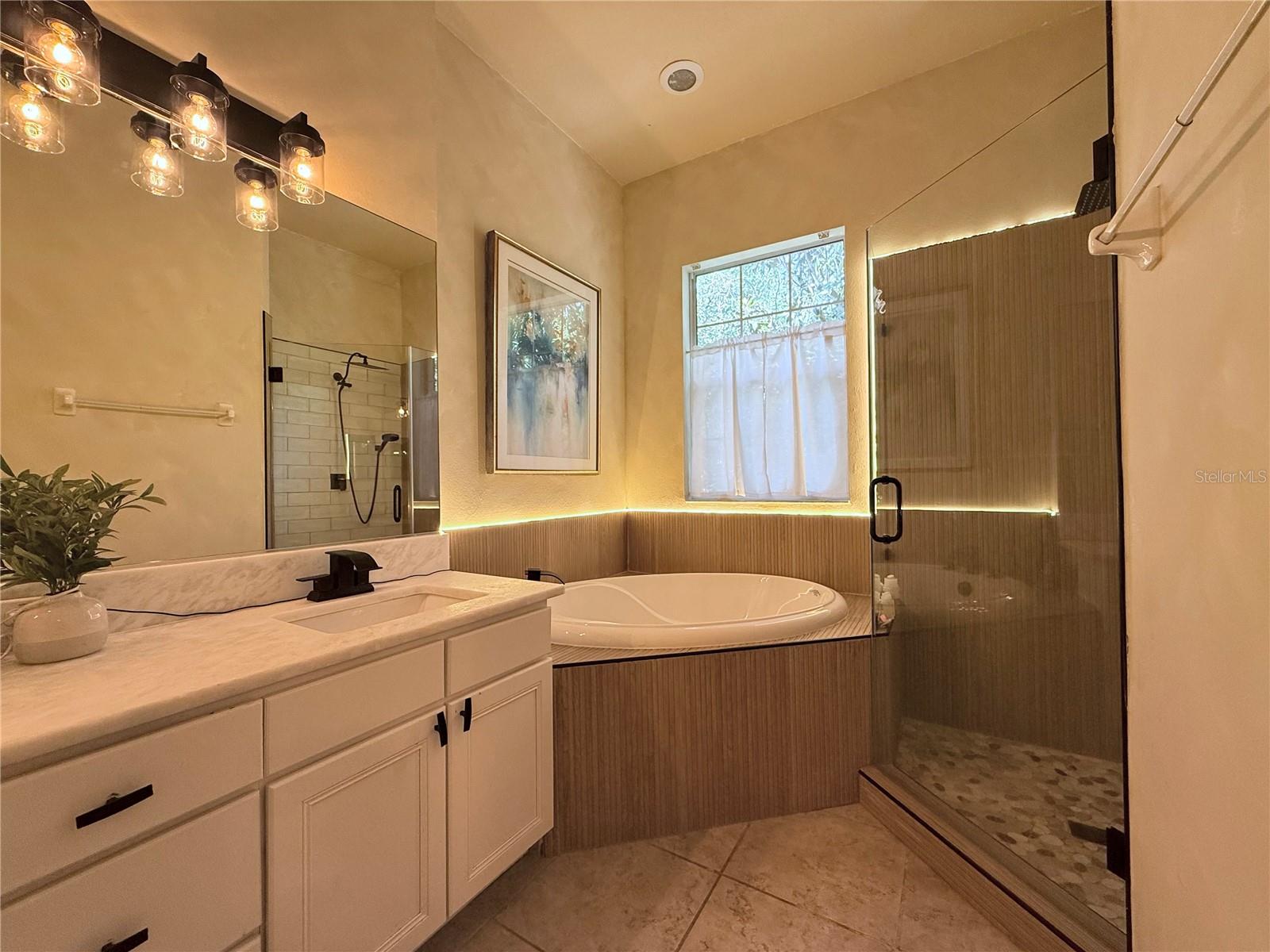 7556 TAMARIND AVE, TAMPA, FL, 33625