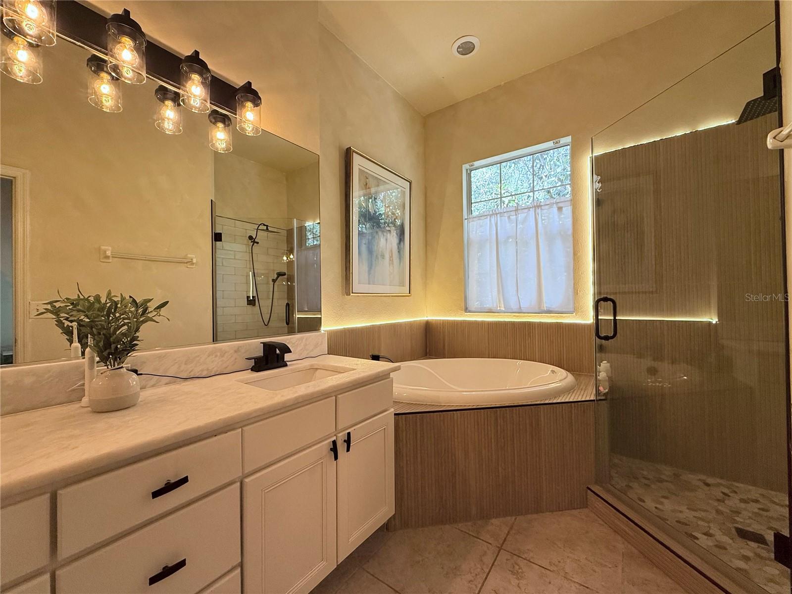 7556 TAMARIND AVE, TAMPA, FL, 33625