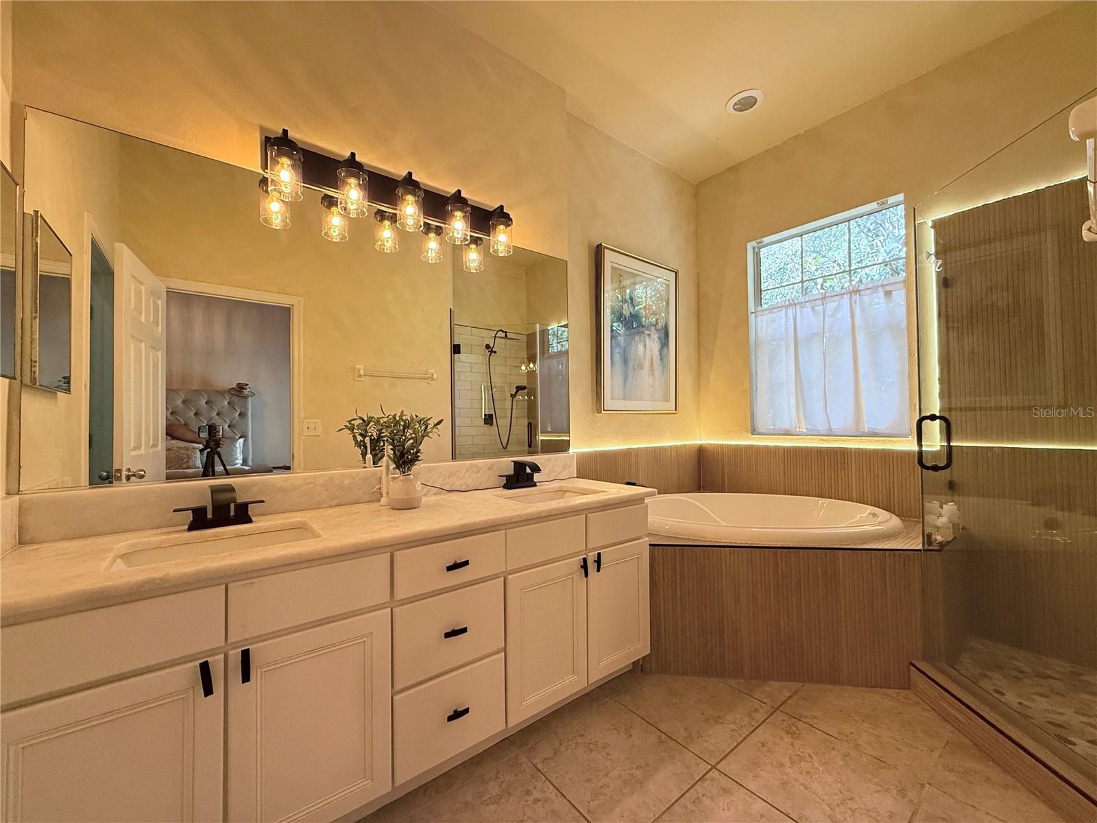 7556 TAMARIND AVE, TAMPA, FL, 33625