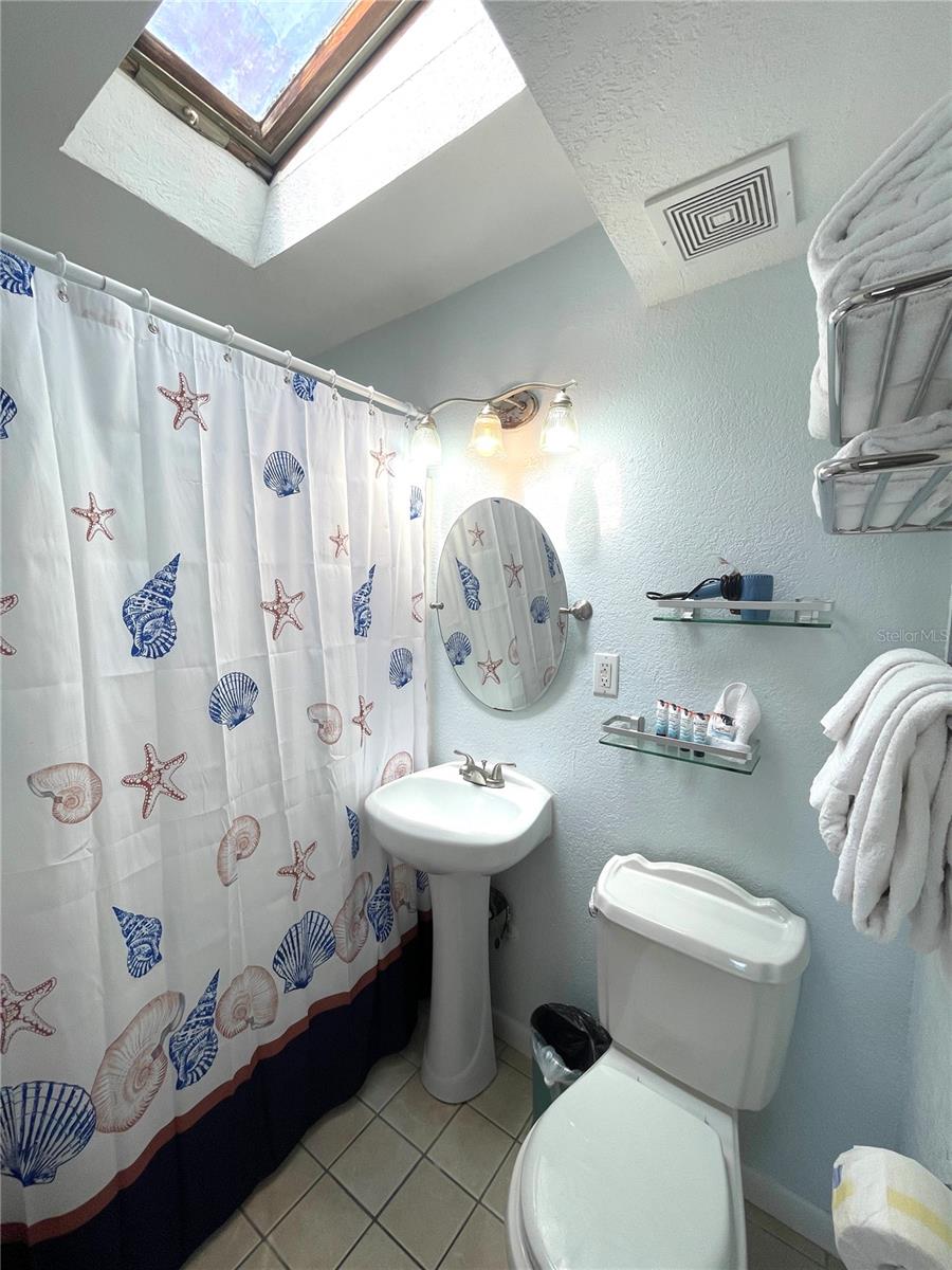 10210 122ND AVE, LARGO, FL, 33773