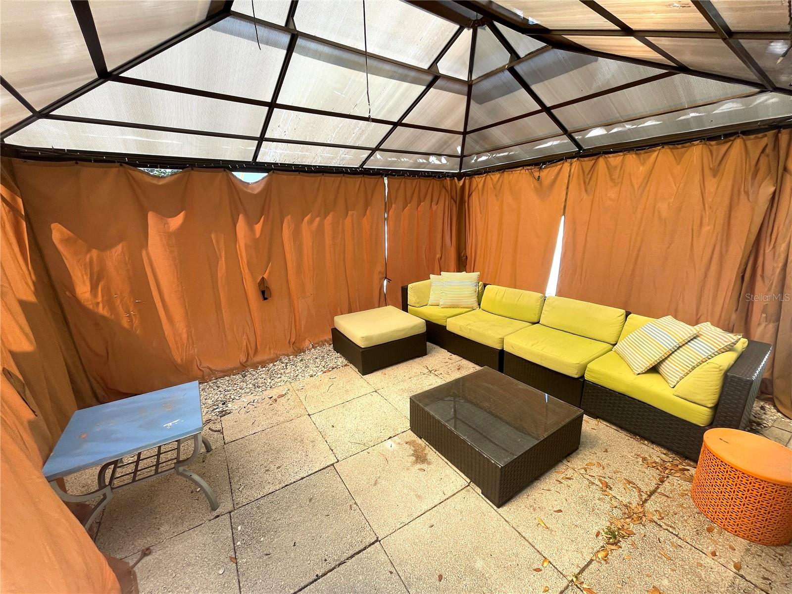 10210 122ND AVE, LARGO, FL, 33773