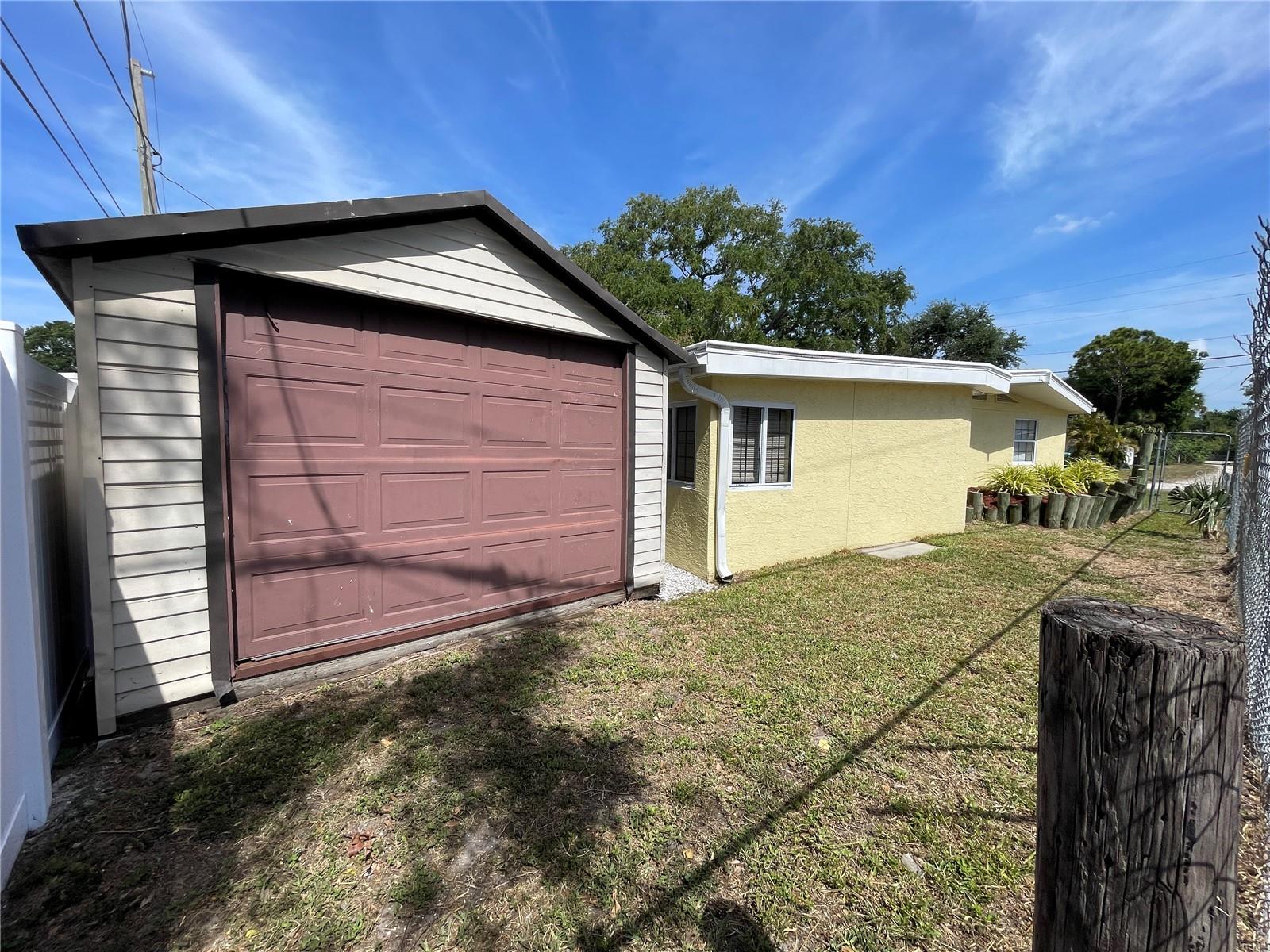 10210 122ND AVE, LARGO, FL, 33773