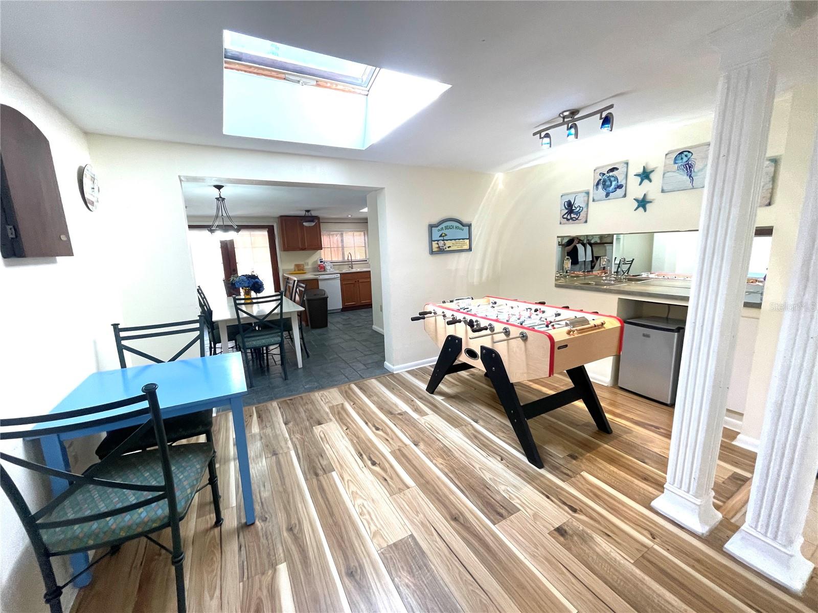 10210 122ND AVE, LARGO, FL, 33773