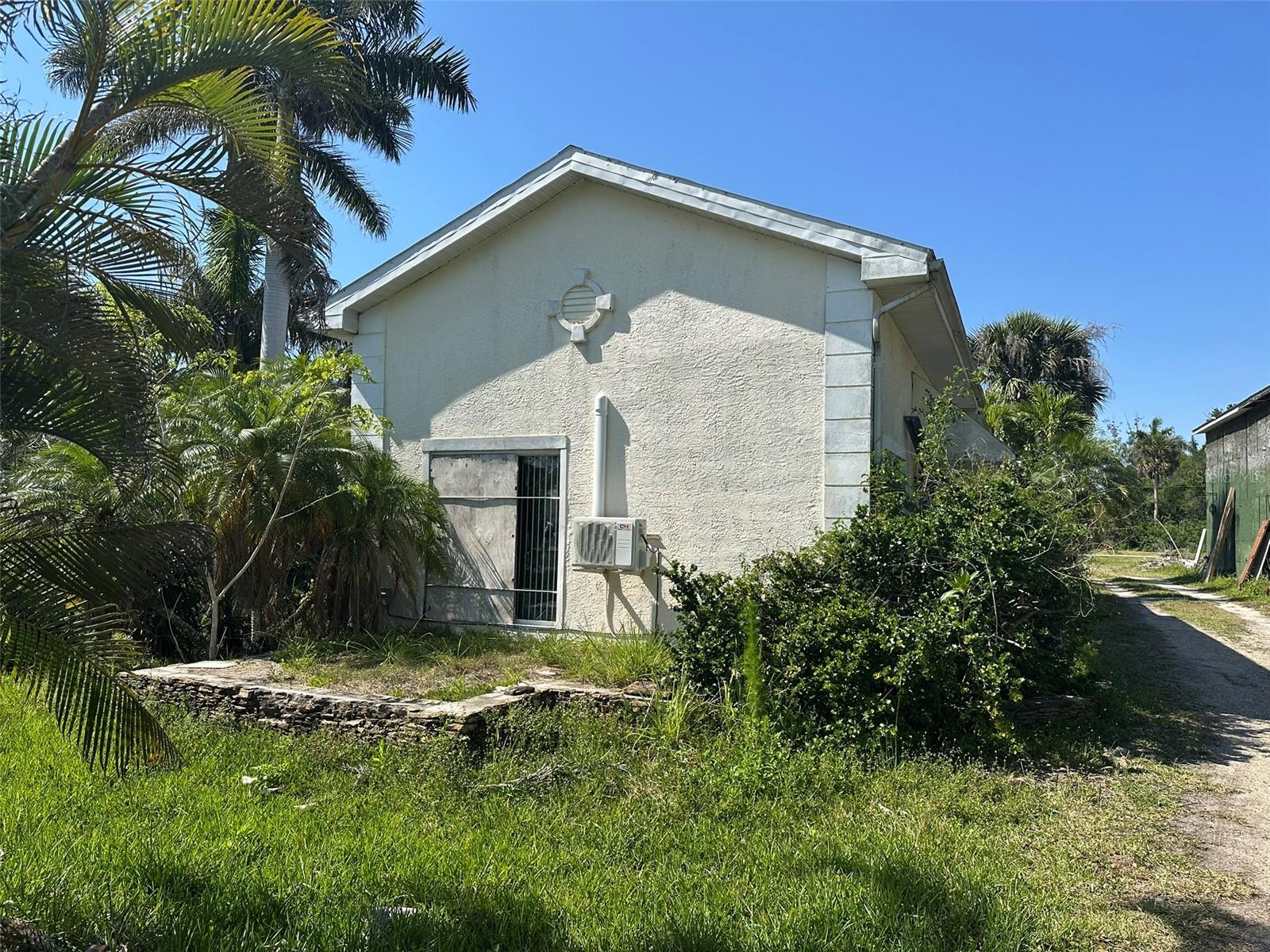 1916 MYRTLE AVE, PUNTA GORDA, FL, 33950