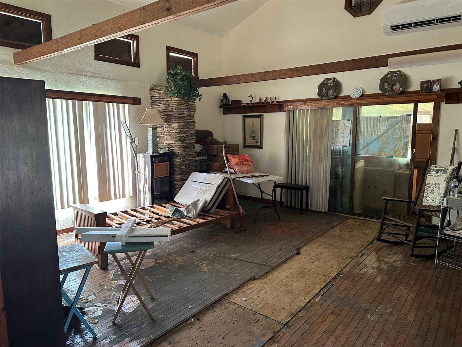 1916 MYRTLE AVE, PUNTA GORDA, FL, 33950