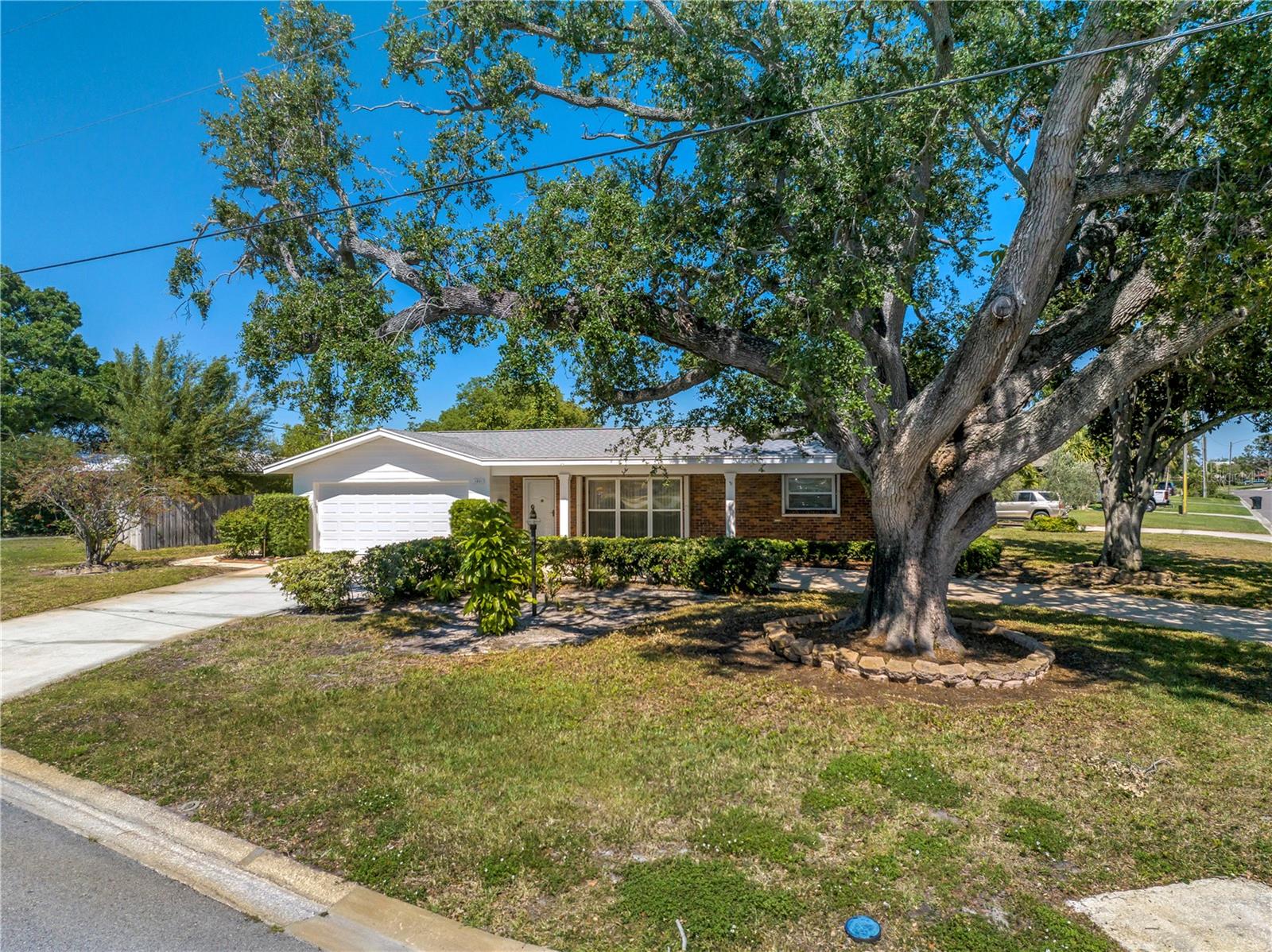 1801 38TH ST N, ST PETERSBURG, FL, 33713