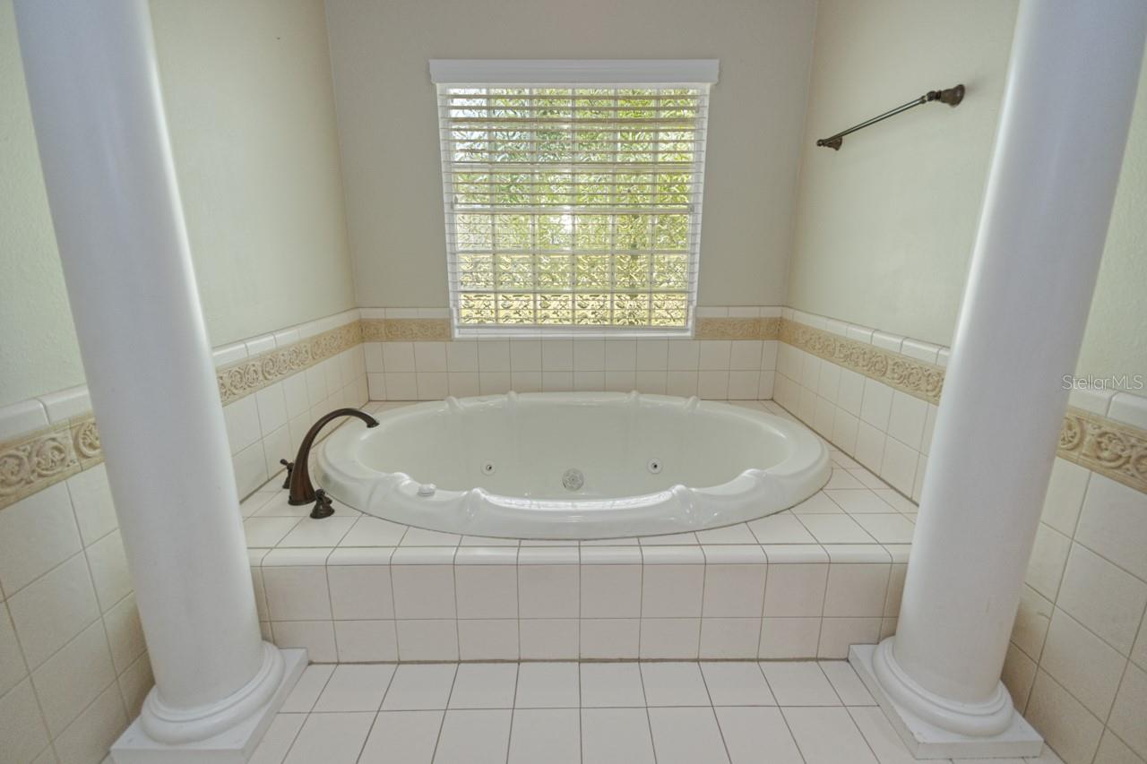 50 DAFFODIL CV, CRAWFORDVILLE, FL, 32327