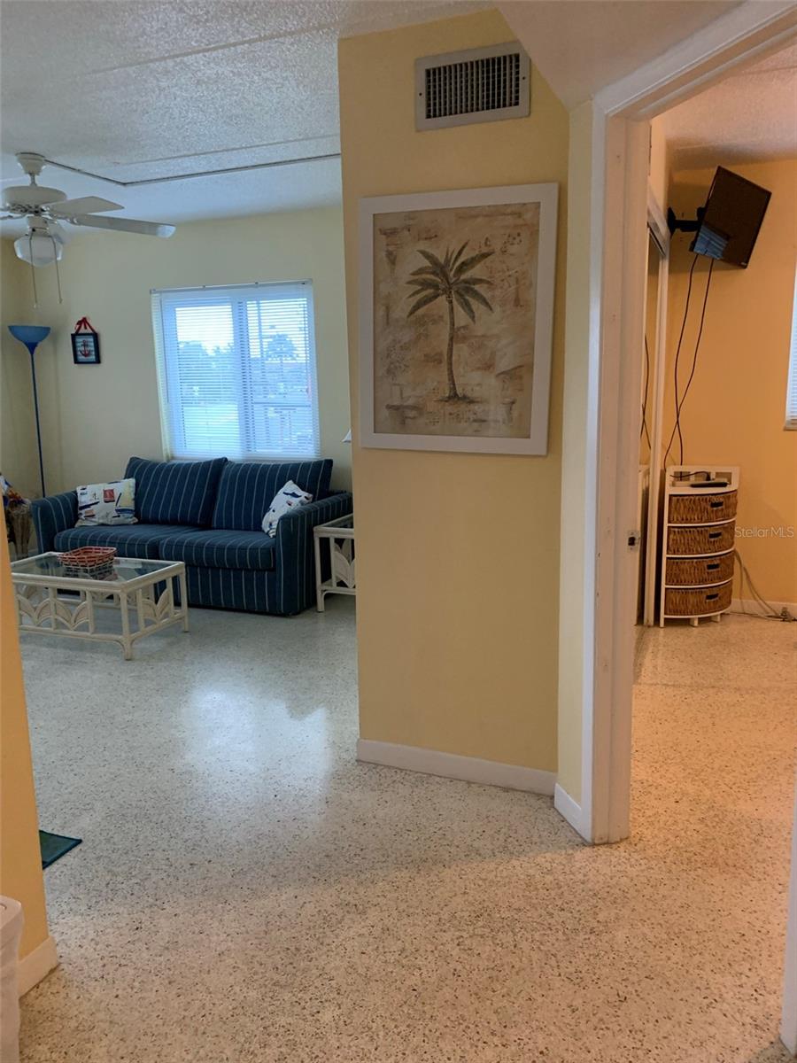 17688 GULF BLVD #201, REDINGTON SHORES, FL, 33708