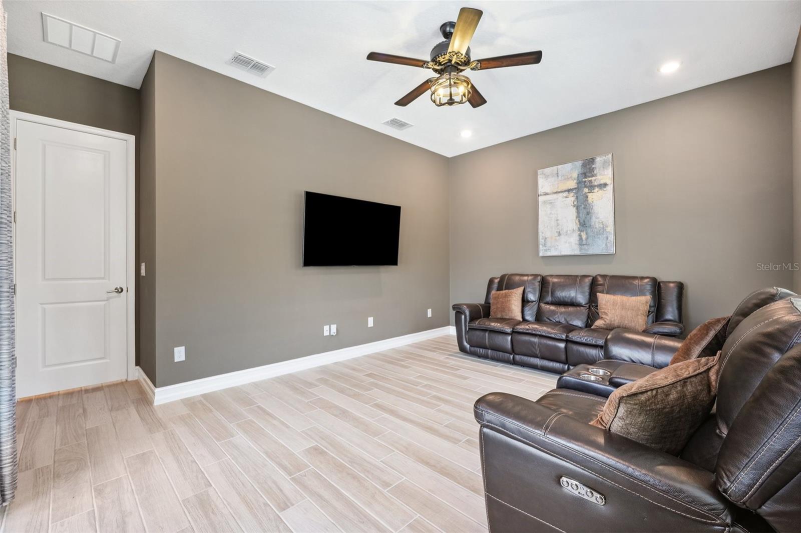 2817 CORDOBA RANCH BLVD, LUTZ, FL, 33559