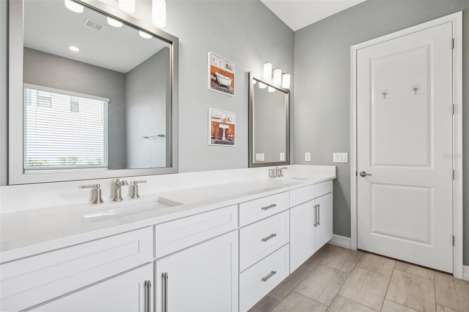 2817 CORDOBA RANCH BLVD, LUTZ, FL, 33559