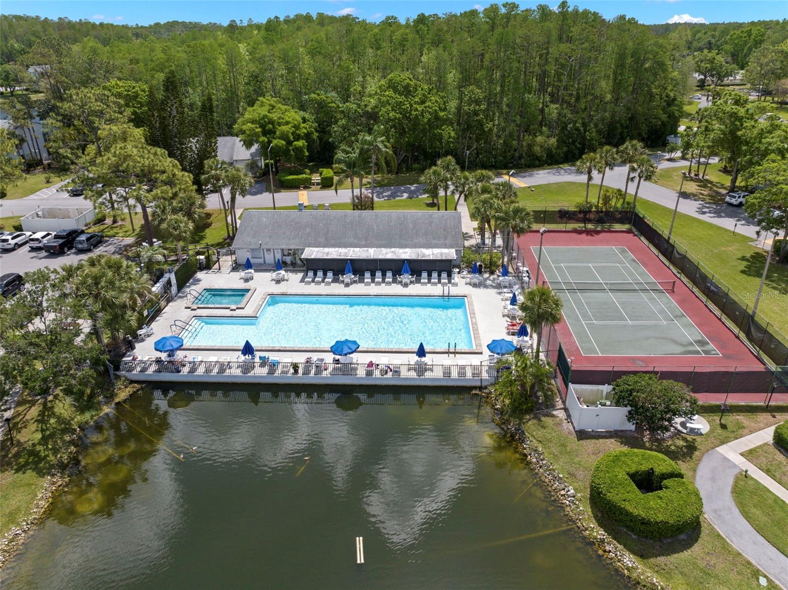 1243 PINE RIDGE CIR W #B1, TARPON SPRINGS, FL, 34688