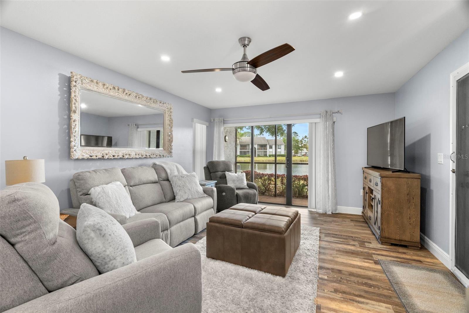 1243 PINE RIDGE CIR W #B1, TARPON SPRINGS, FL, 34688