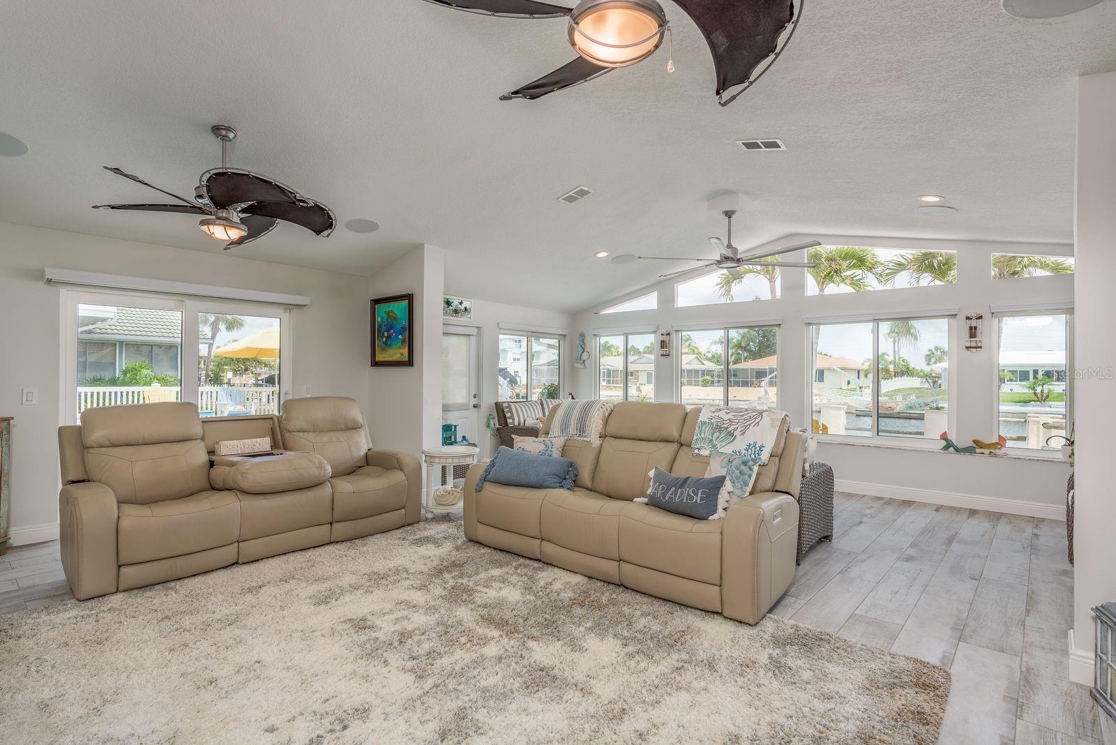 3235 SEAWAY DR, NEW PORT RICHEY, FL, 34652