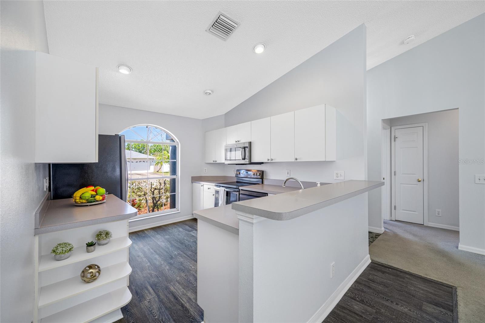 7080 NICOLE LN, LARGO, FL, 33771