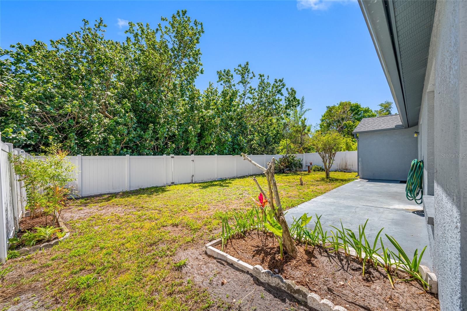 7080 NICOLE LN, LARGO, FL, 33771