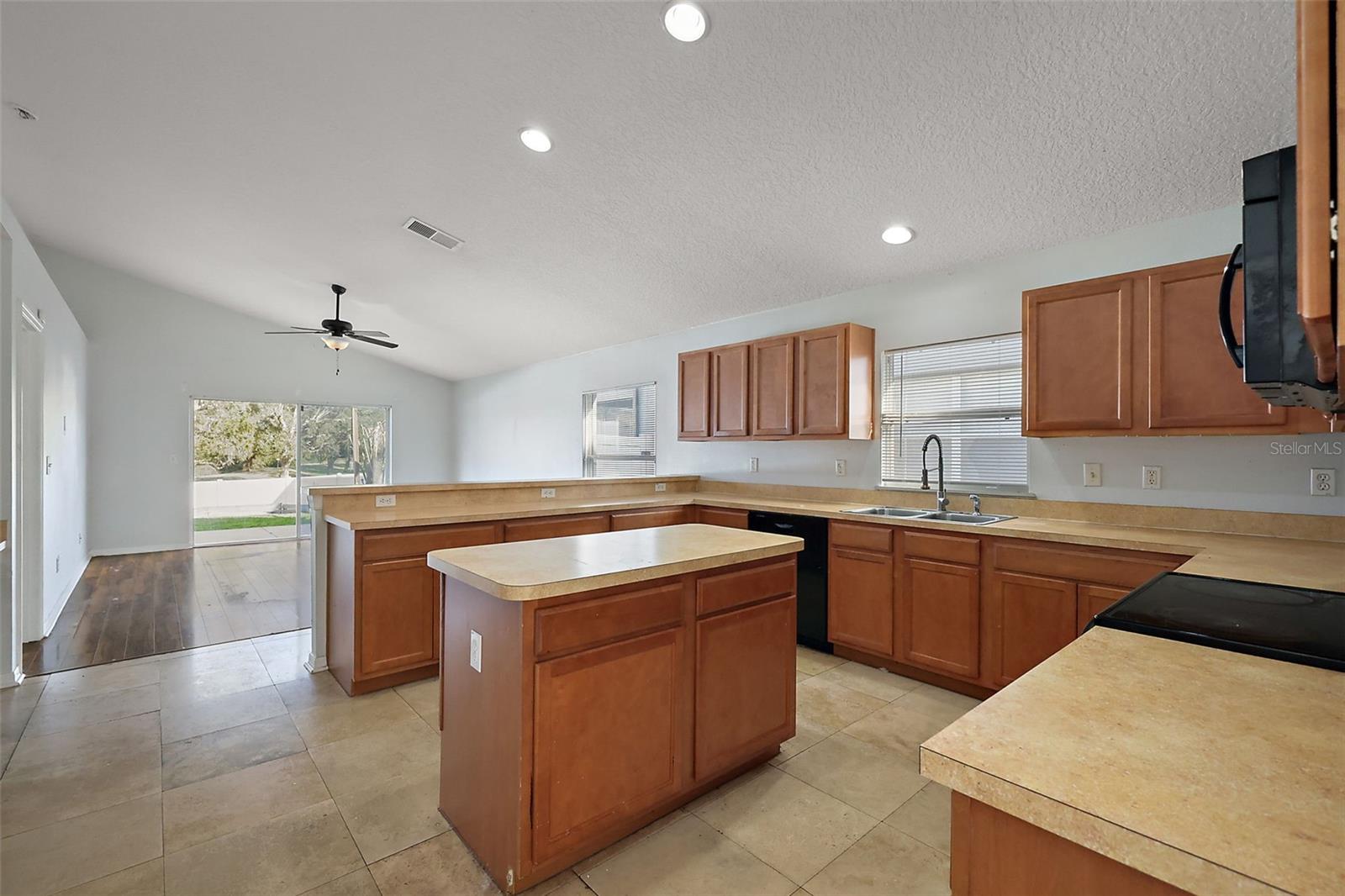 308 ANORAK ST, GROVELAND, FL, 34736