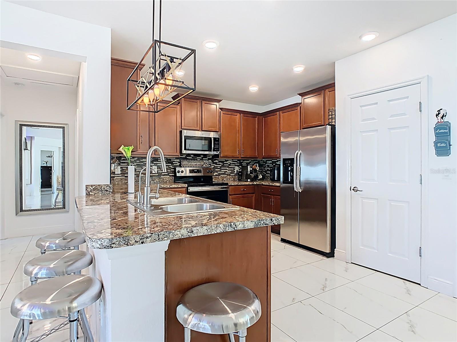 316 BLUE LAKE CIR, KISSIMMEE, FL, 34758