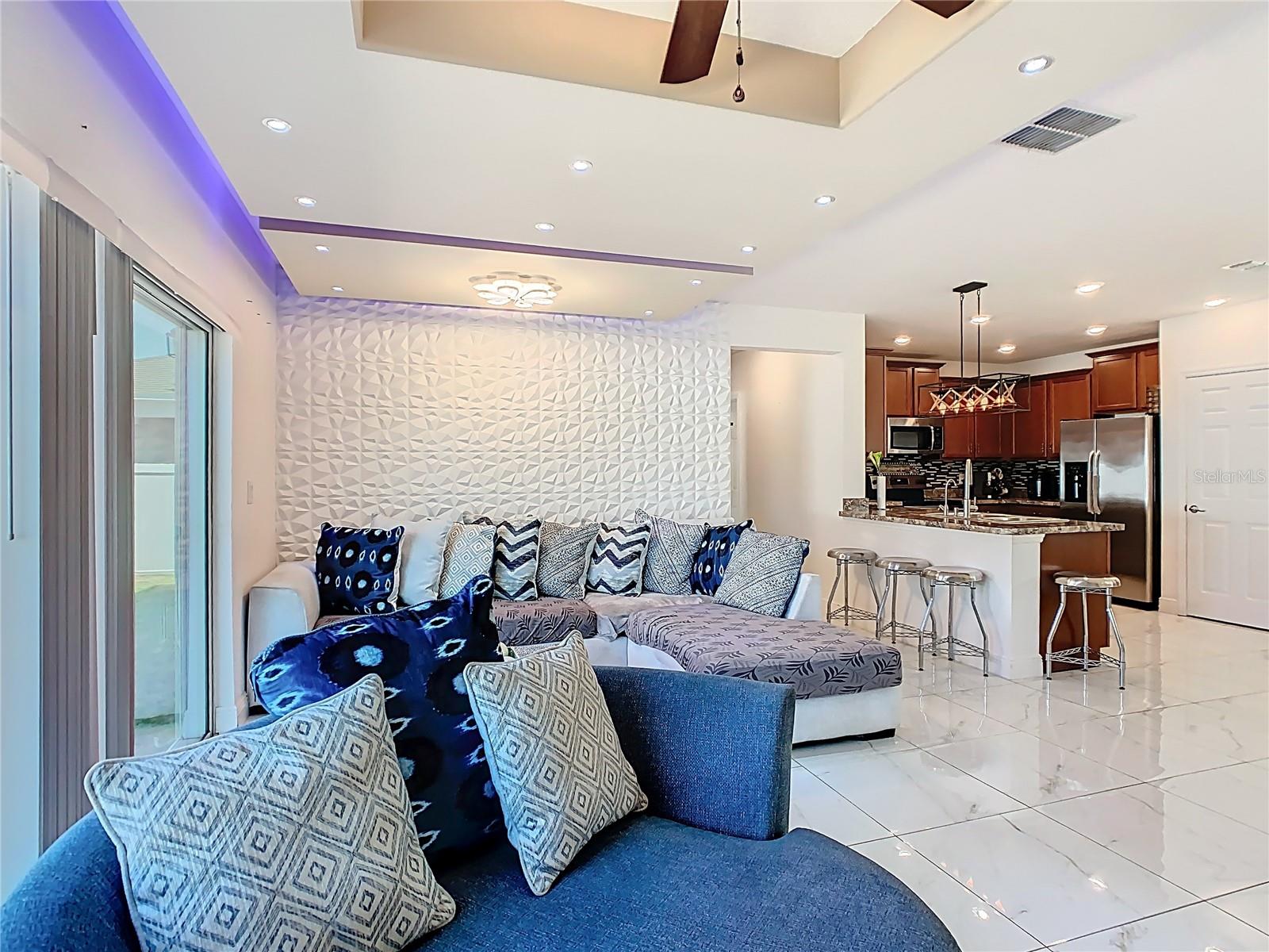 316 BLUE LAKE CIR, KISSIMMEE, FL, 34758