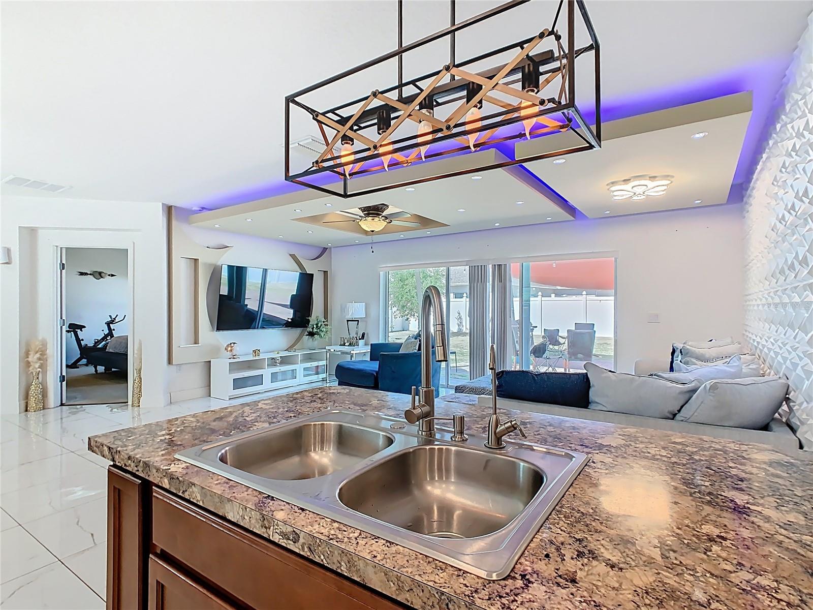 316 BLUE LAKE CIR, KISSIMMEE, FL, 34758