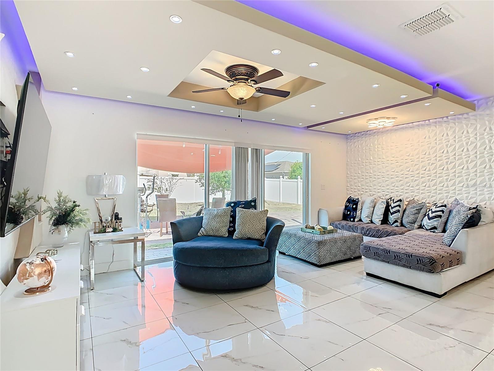 316 BLUE LAKE CIR, KISSIMMEE, FL, 34758